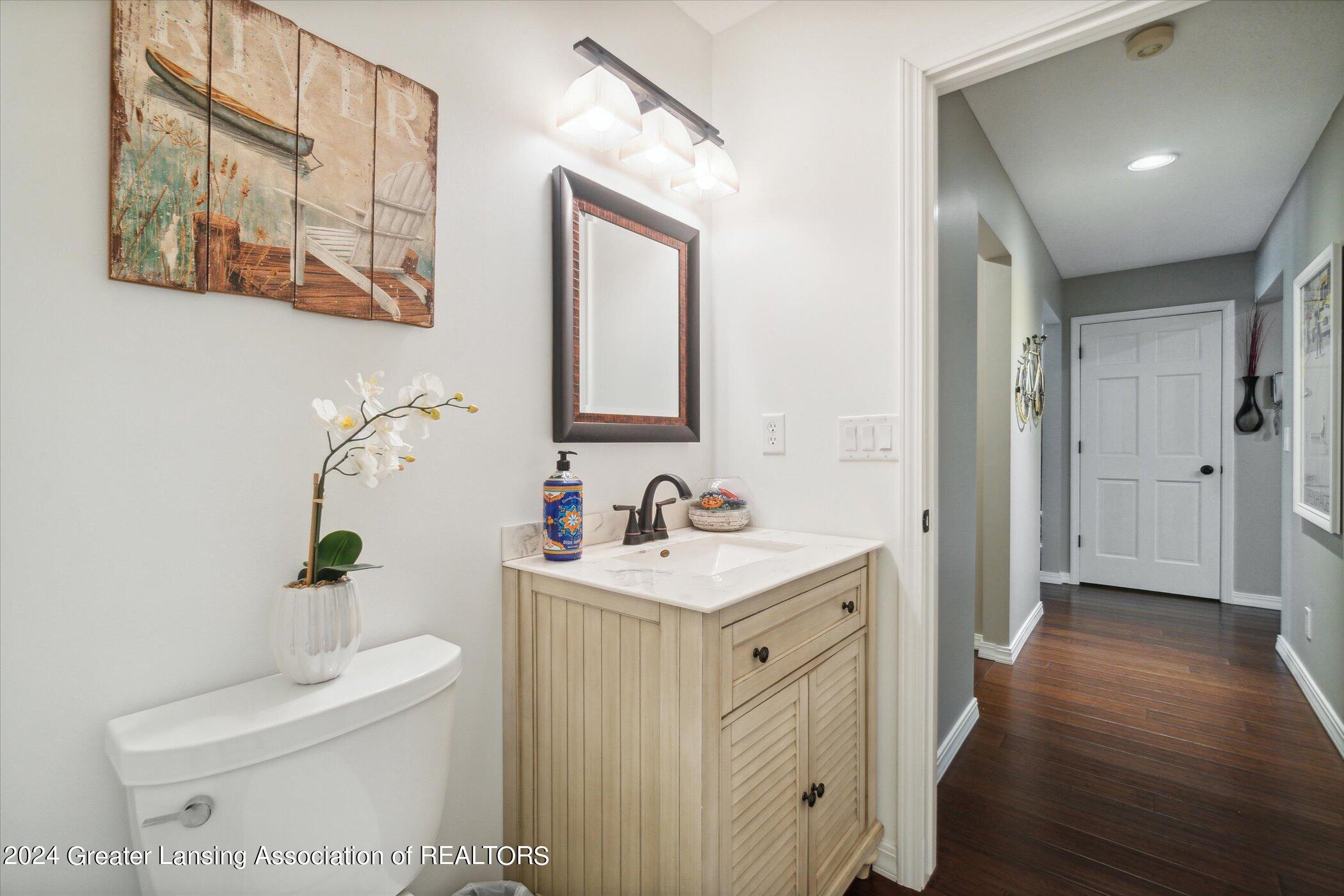 3496 Honeywood Lane, DeWitt