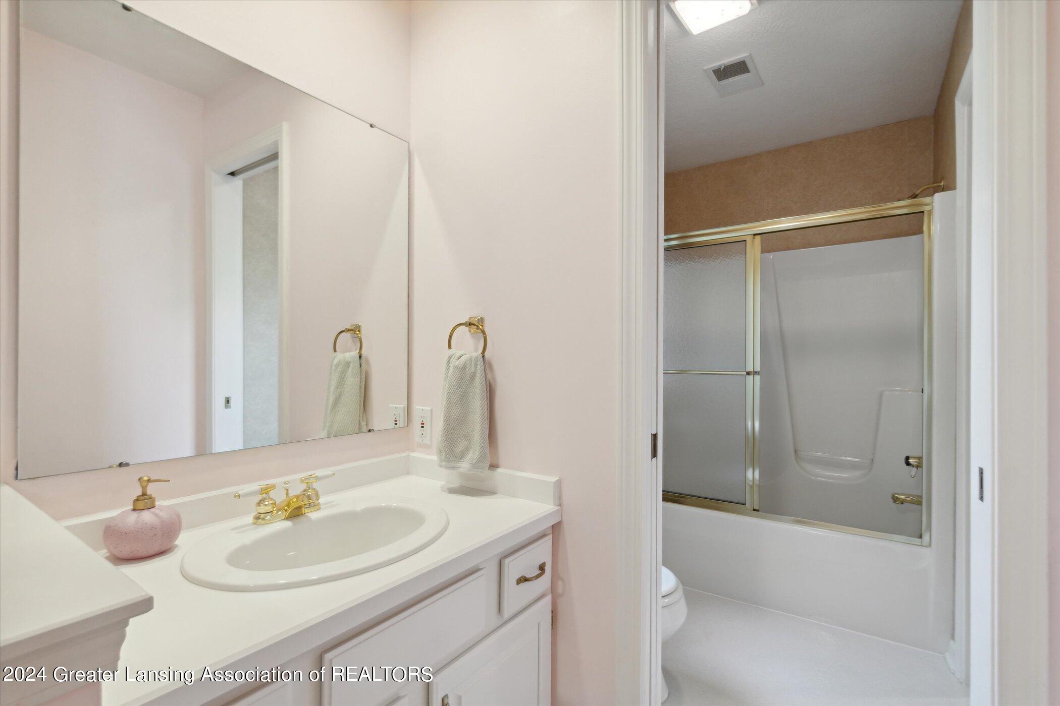 2429 Pine Hollow Drive