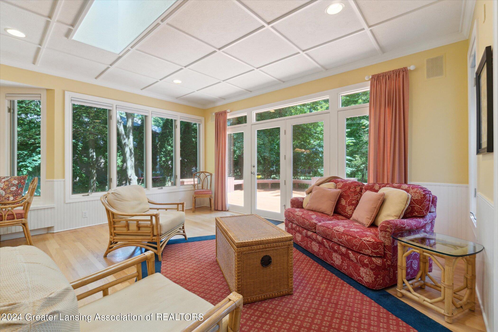 2429 Pine Hollow Drive