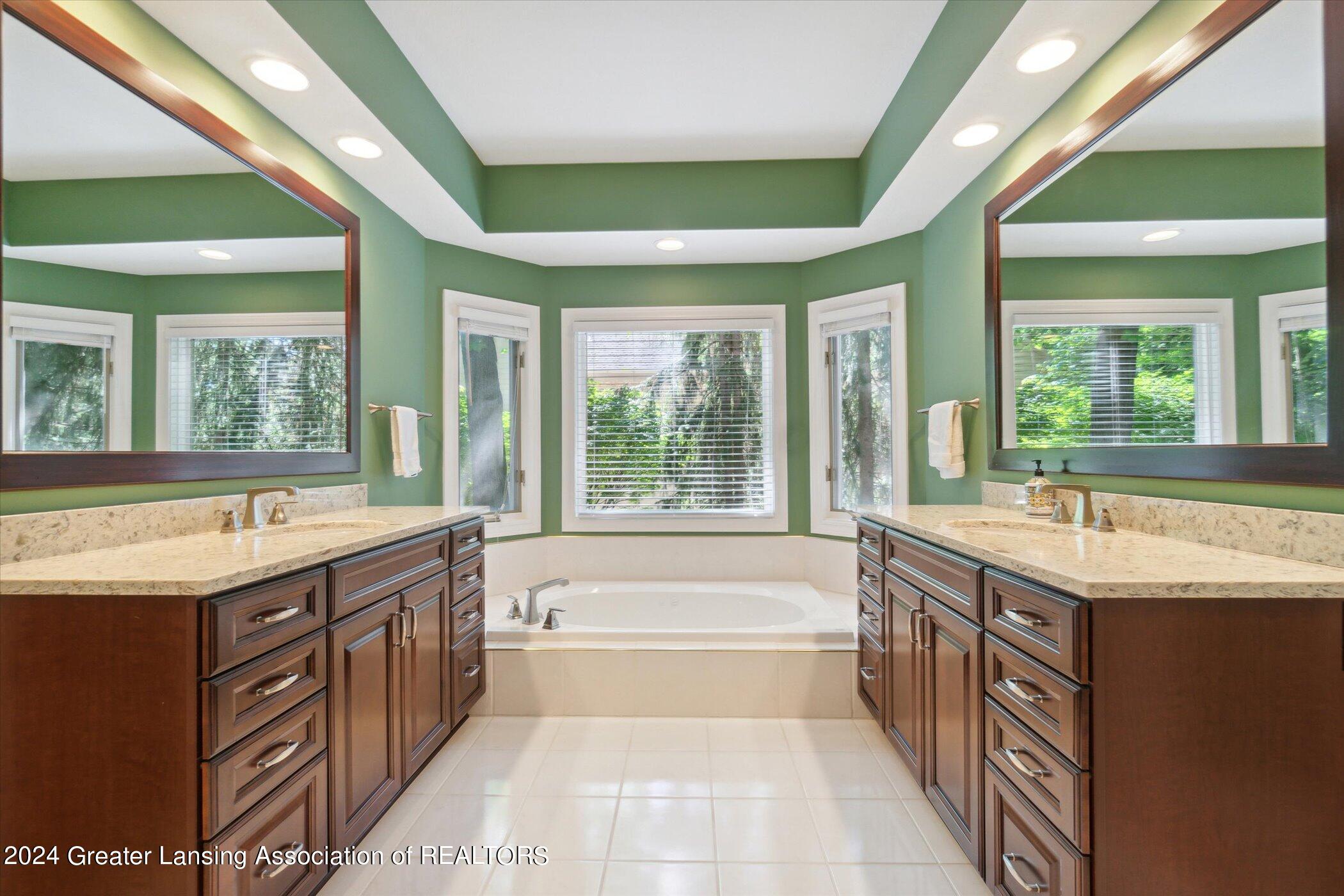 2429 Pine Hollow Drive