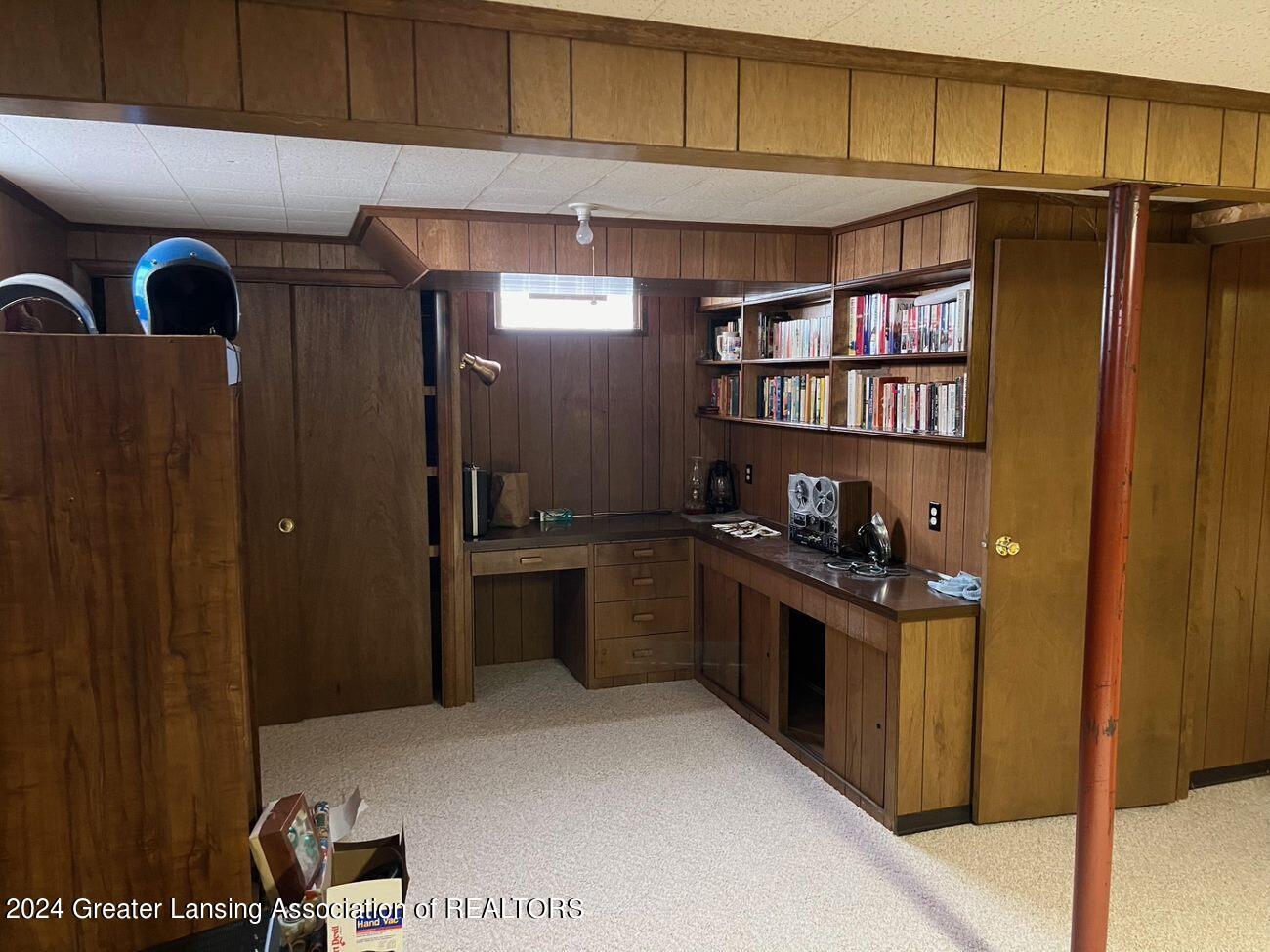 1630 W Price Road, St. Johns