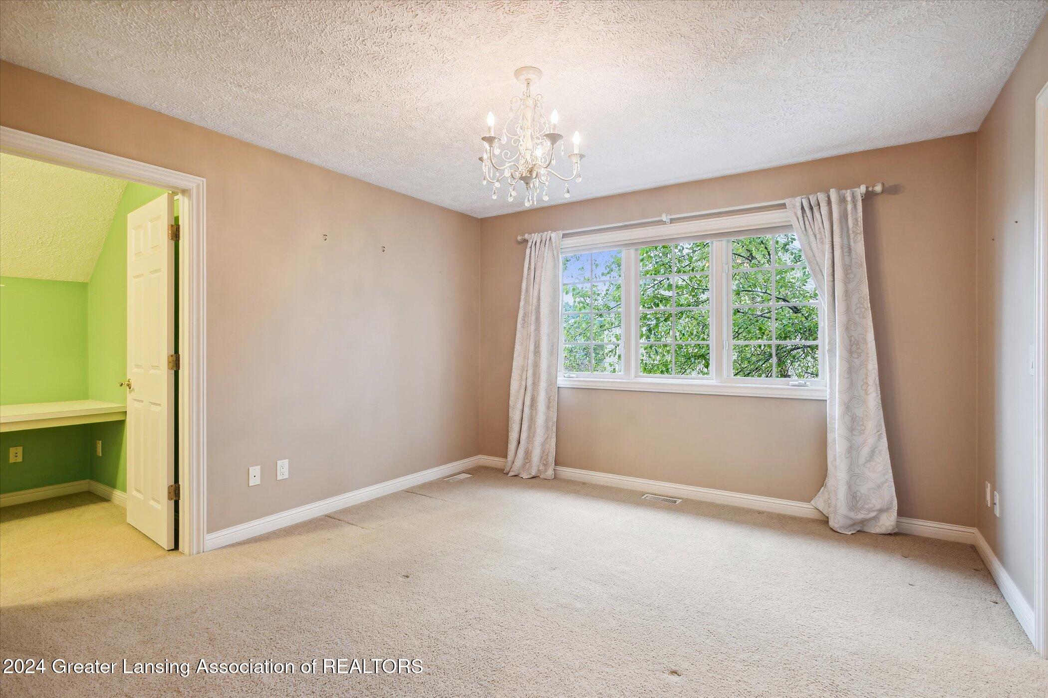 3560 Autumnwood Lane
