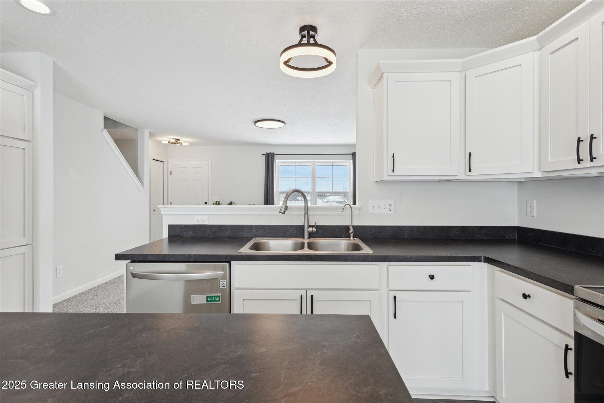 3916 Quarterhorse Road