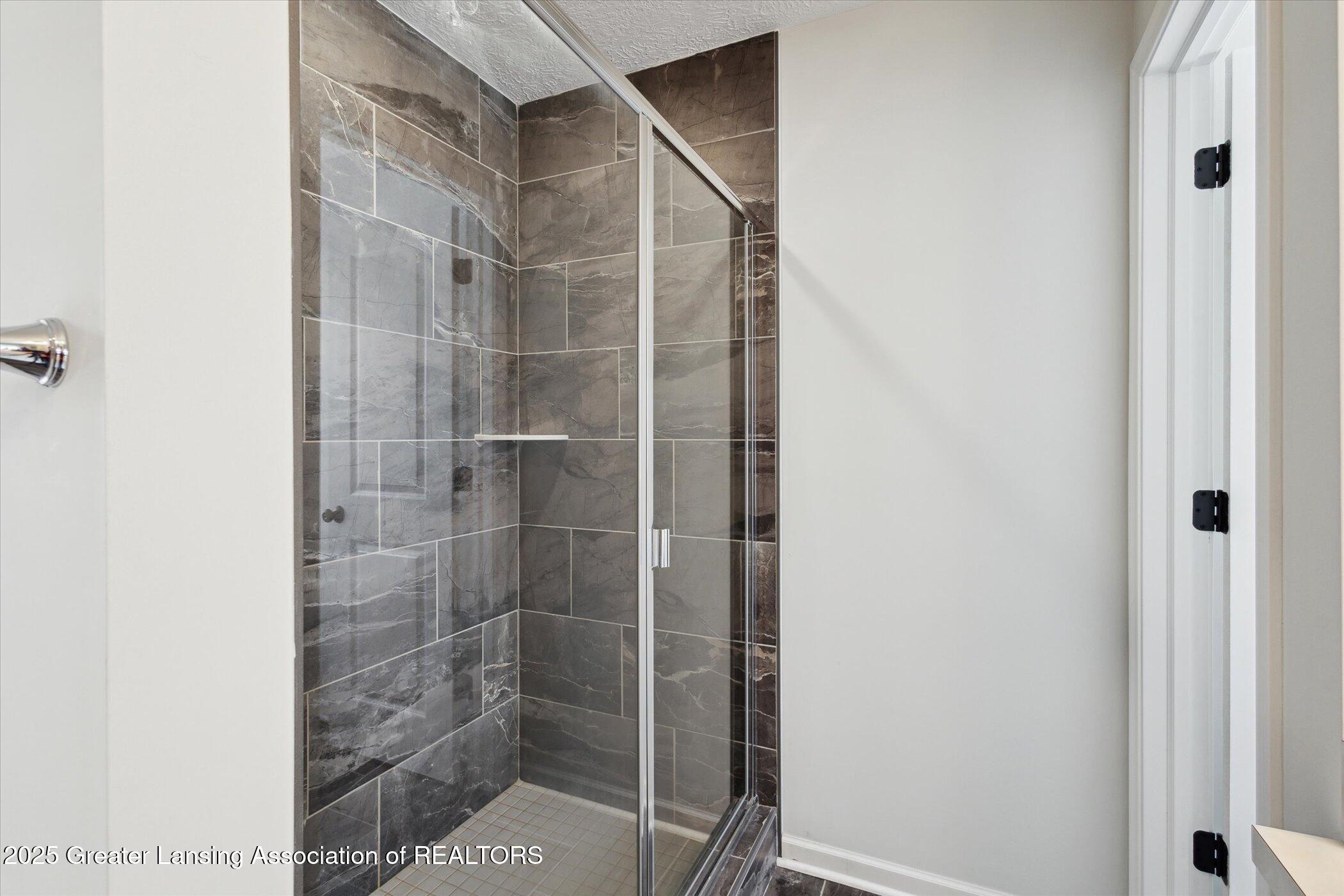 3916 Quarterhorse Road