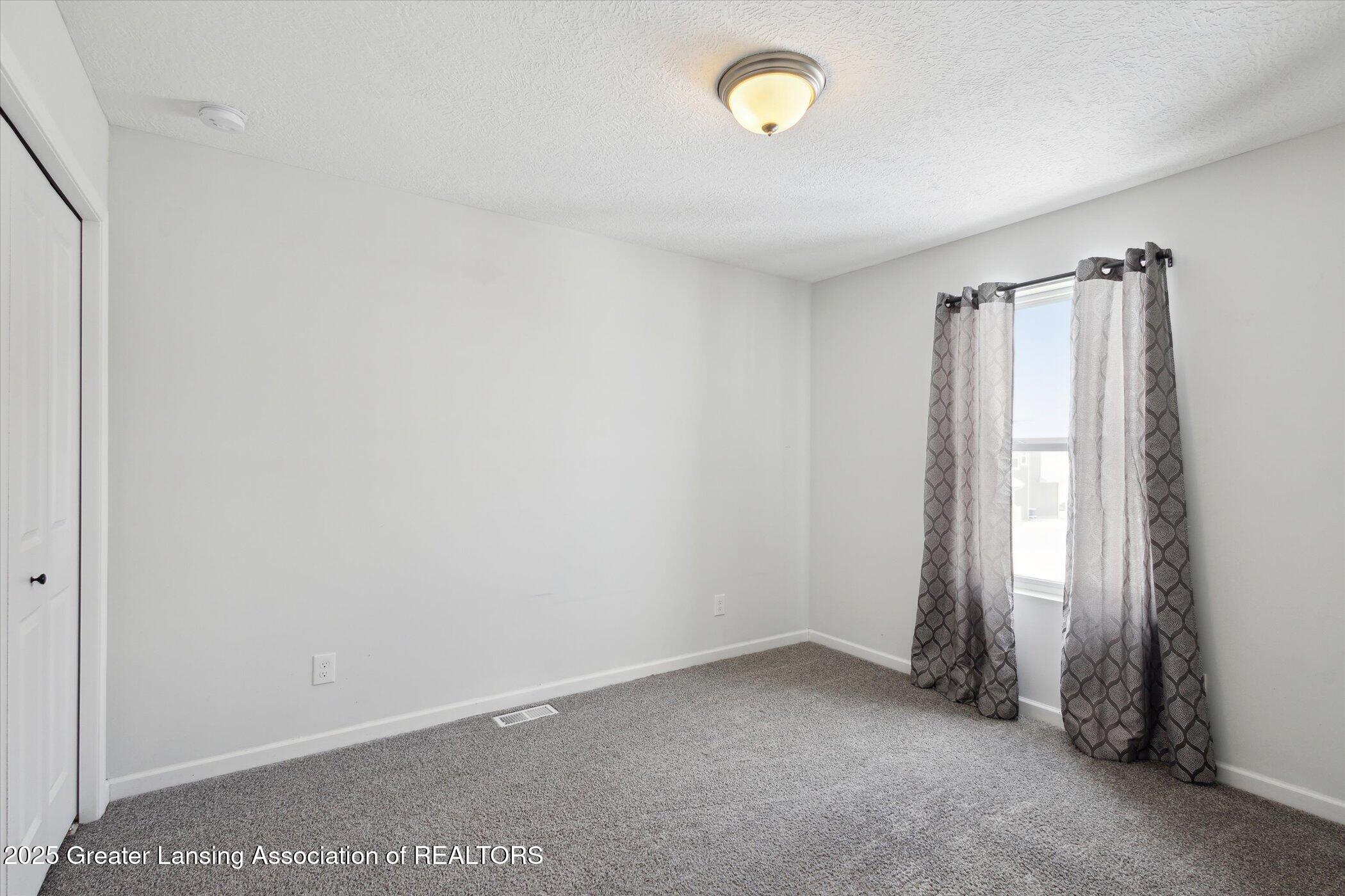 3916 Quarterhorse Road