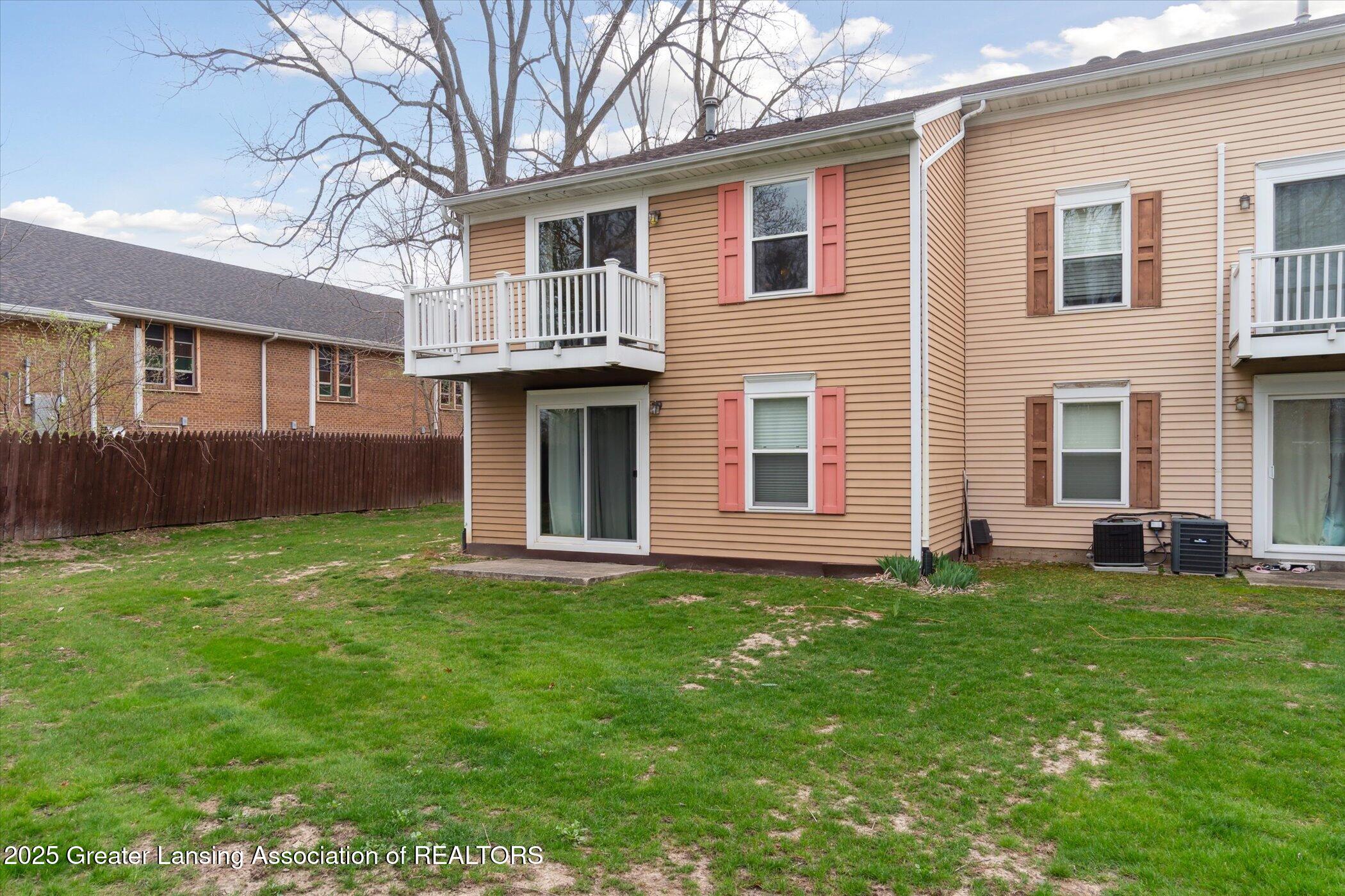 2034 Hamilton Road, 206