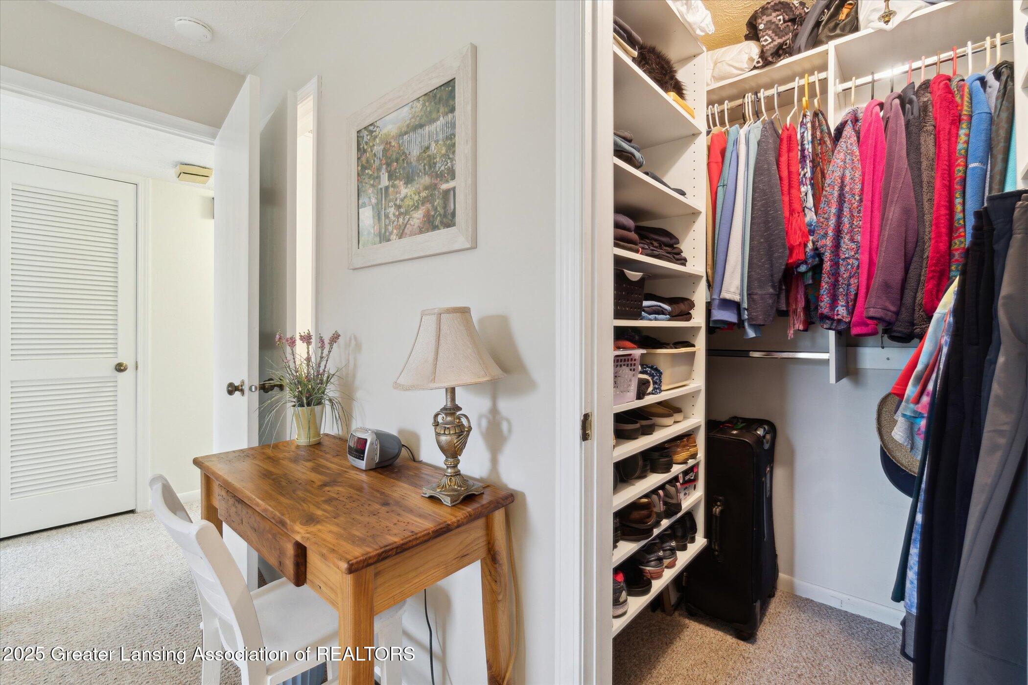 2034 Hamilton Road, 206