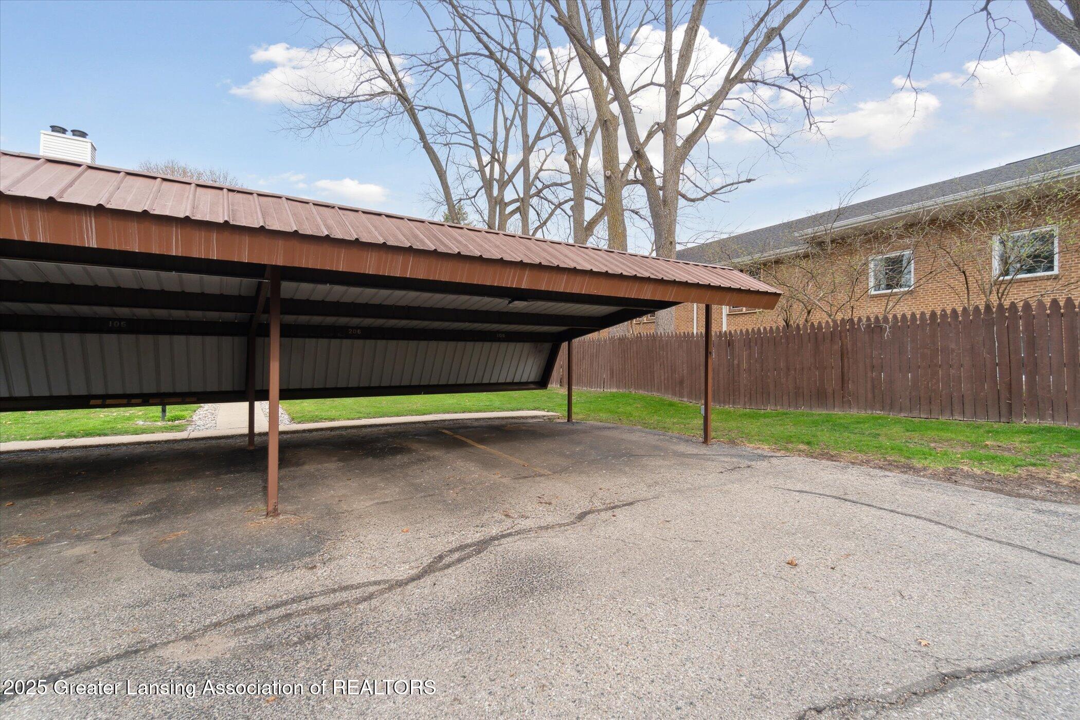 2034 Hamilton Road, 206