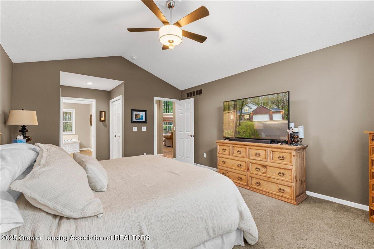2506 Julie Way