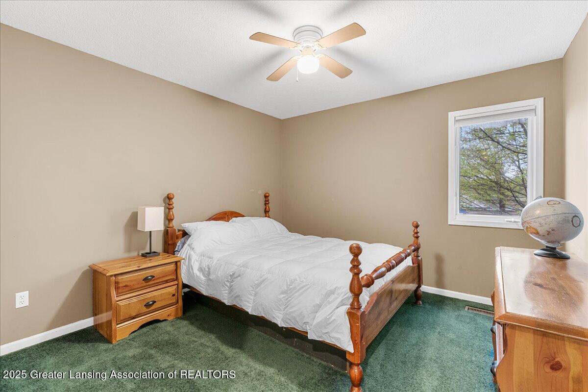 2506 Julie Way