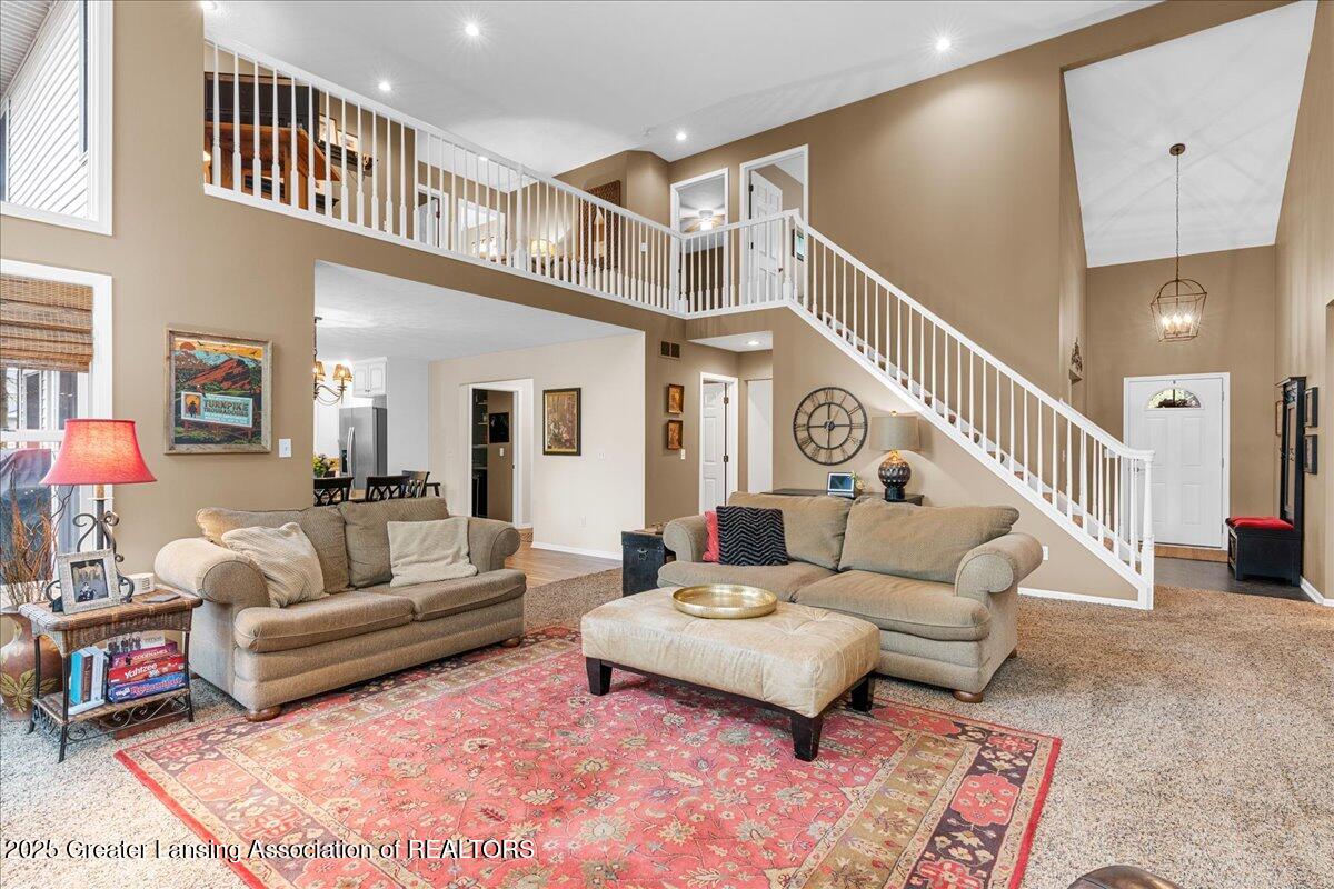 2506 Julie Way