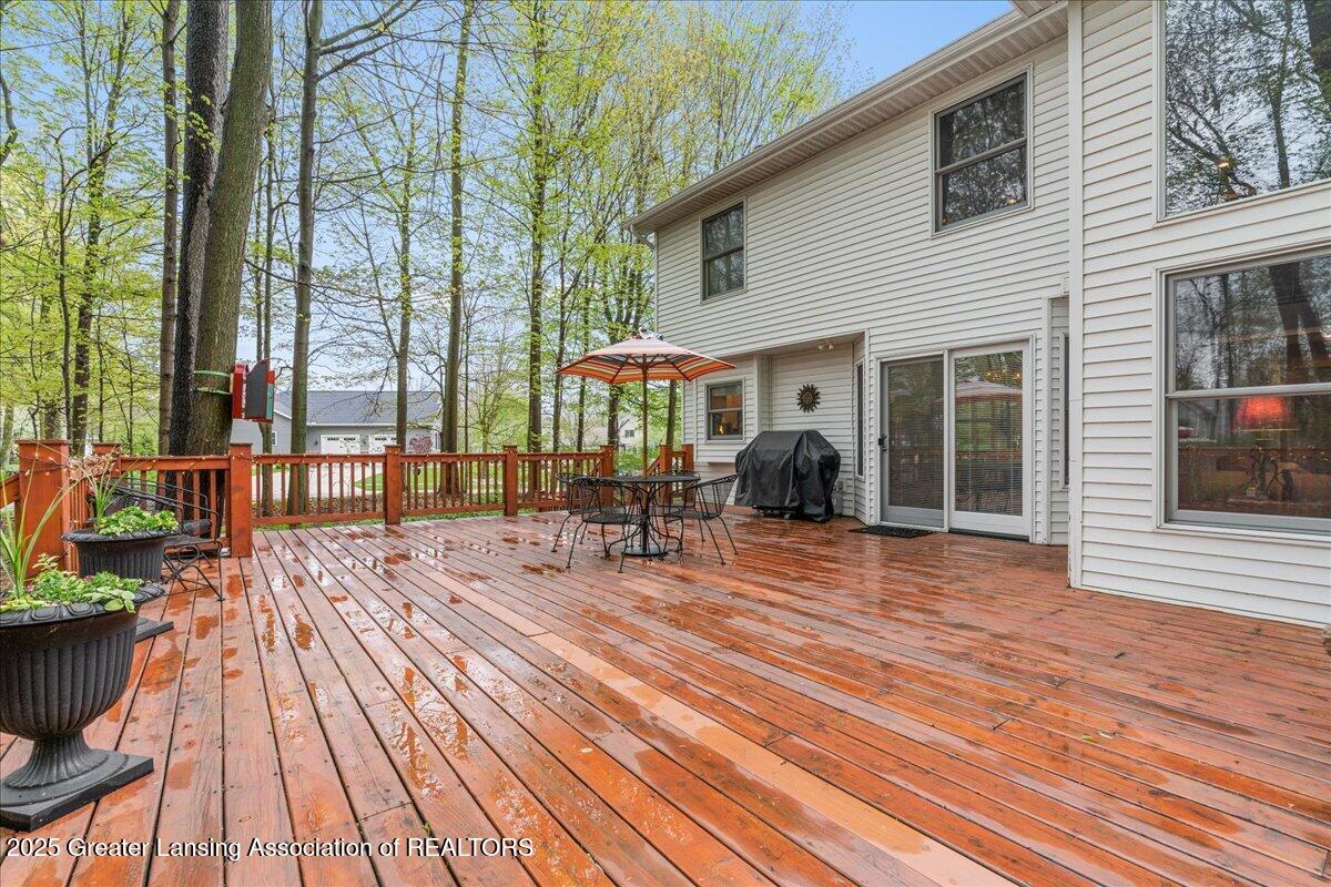 2506 Julie Way