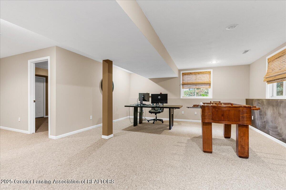 2506 Julie Way