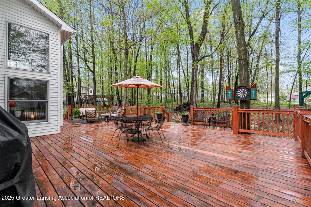 2506 Julie Way