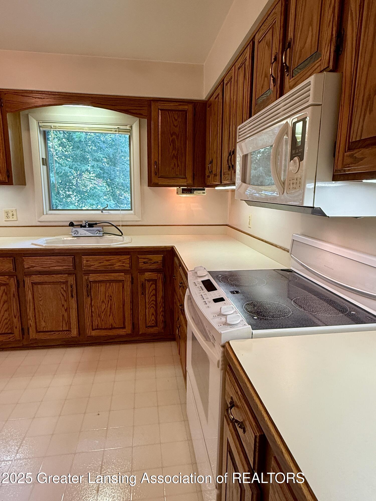 12664 Rambler Road, DeWitt
