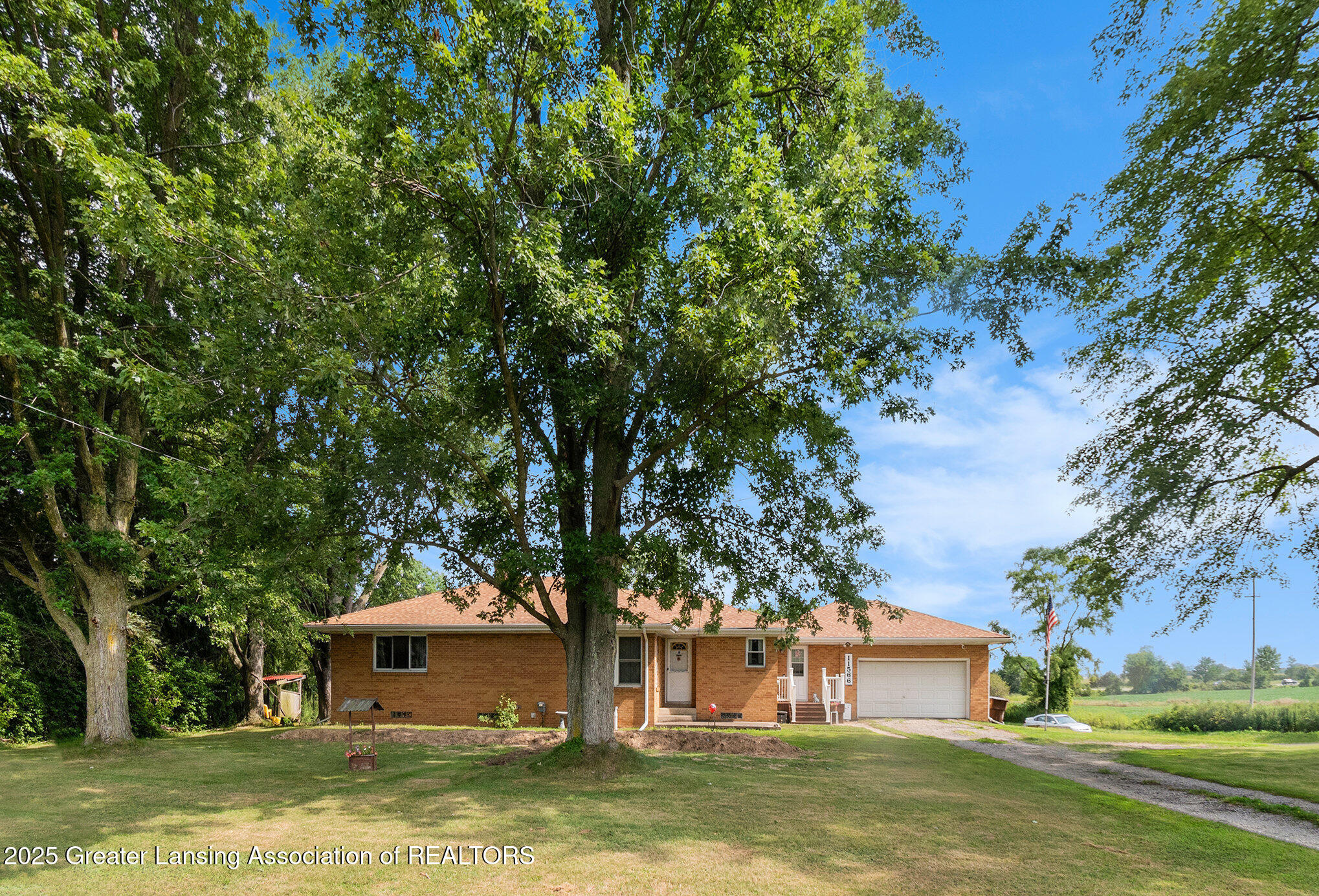 11566 W Grand River Highway