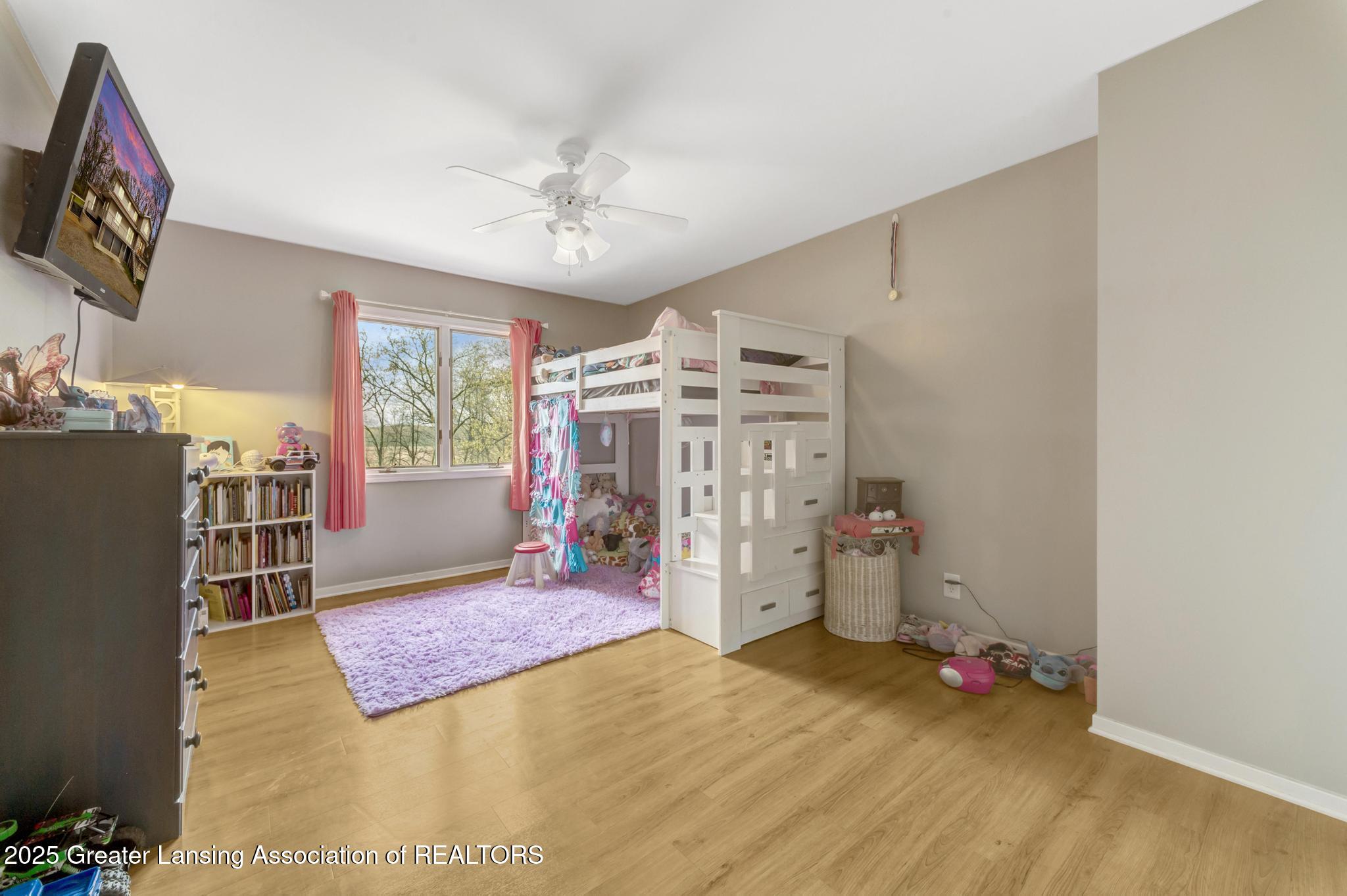 175 Templar Avenue