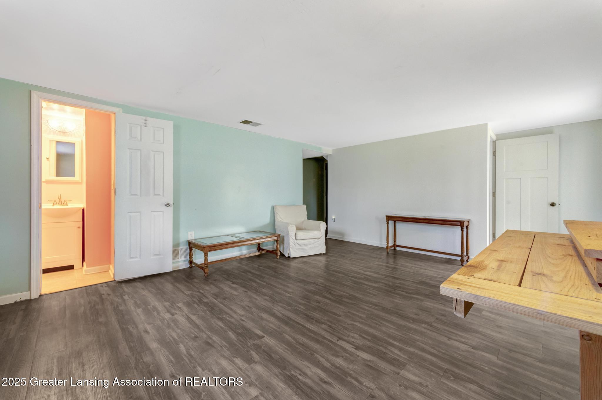 175 Templar Avenue