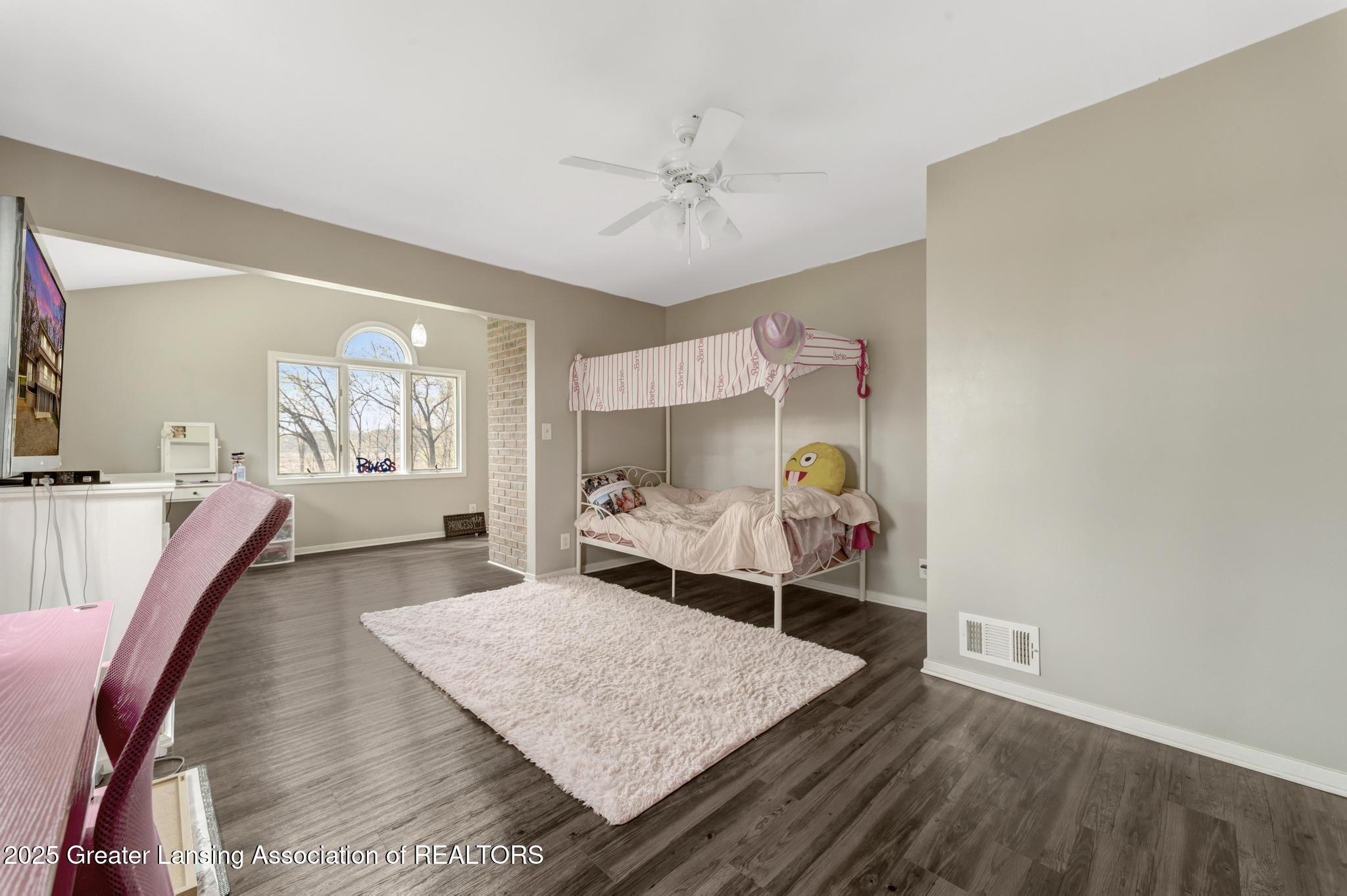 175 Templar Avenue