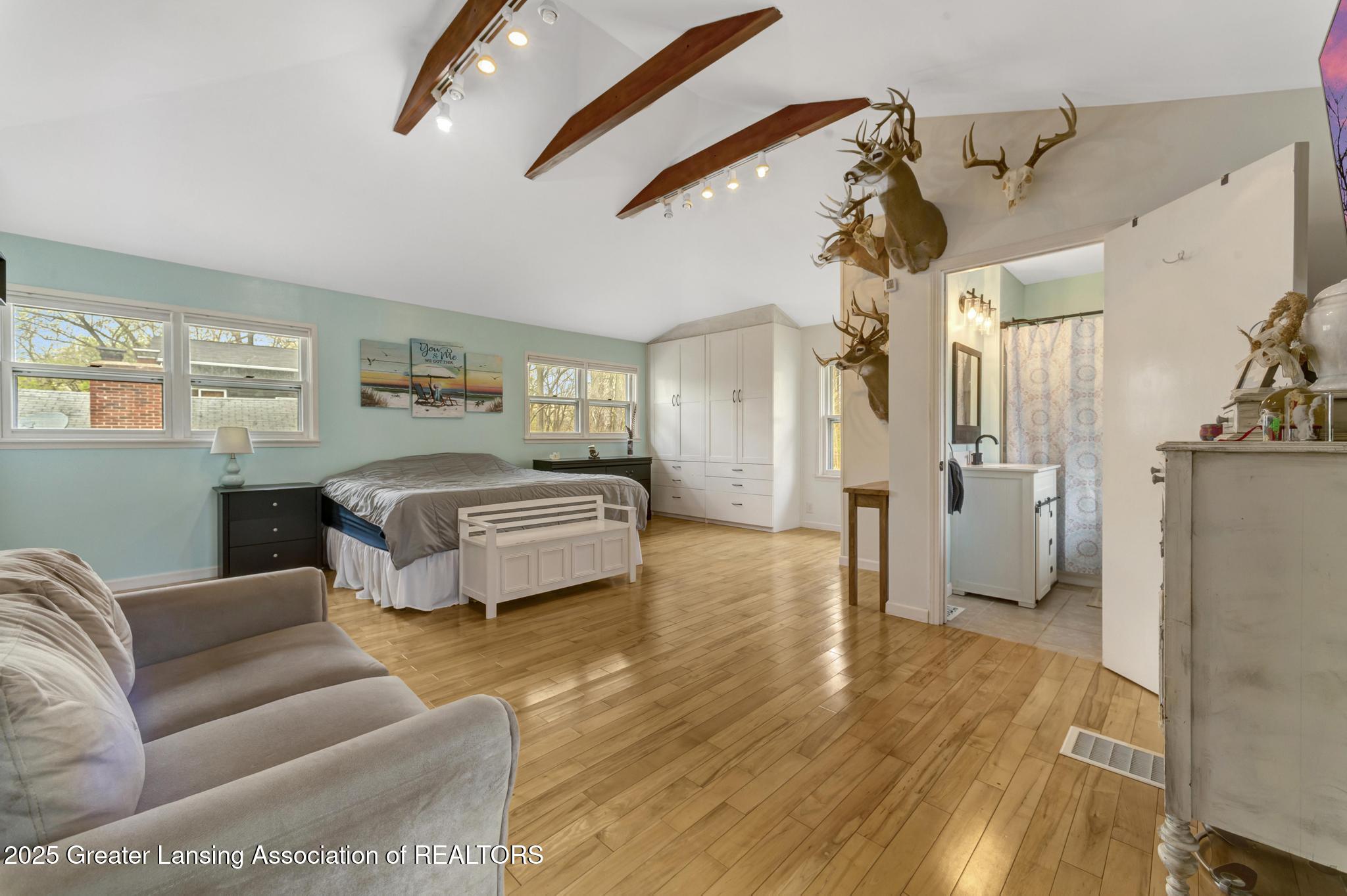 175 Templar Avenue