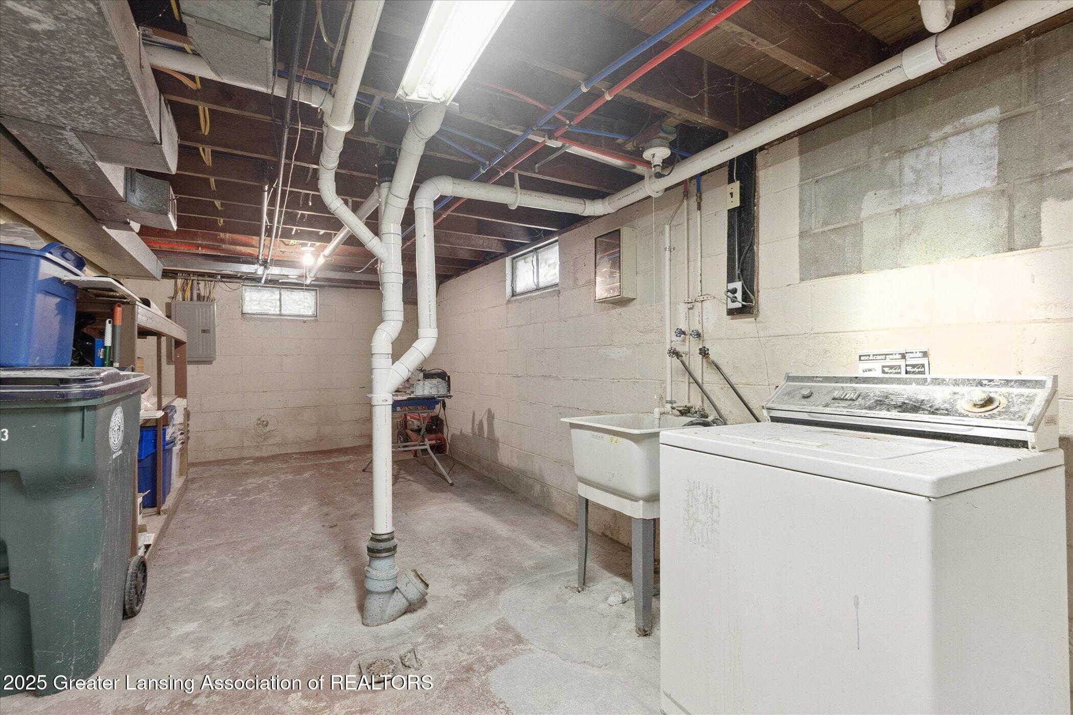 1602 Coolidge Road