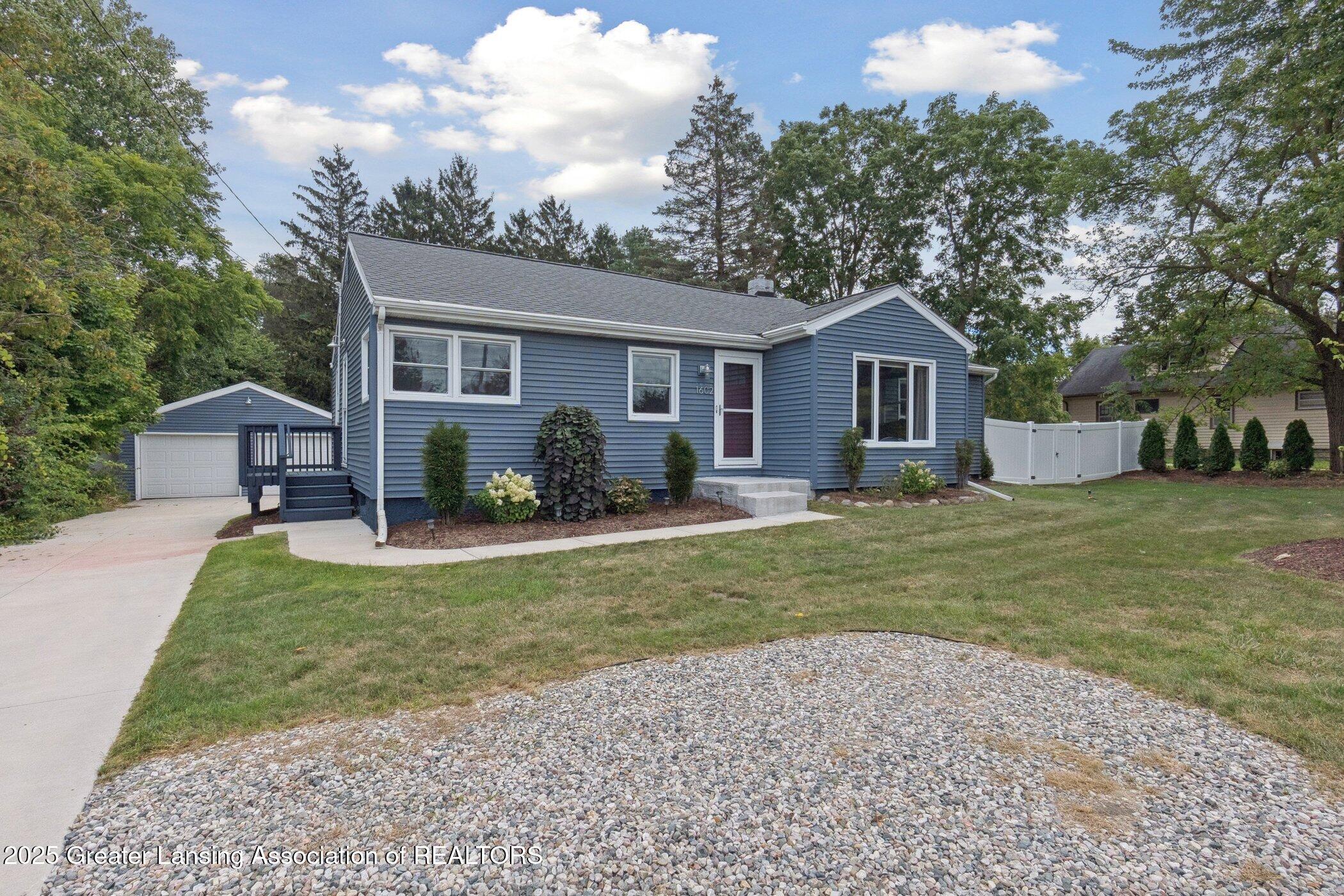 1602 Coolidge Road