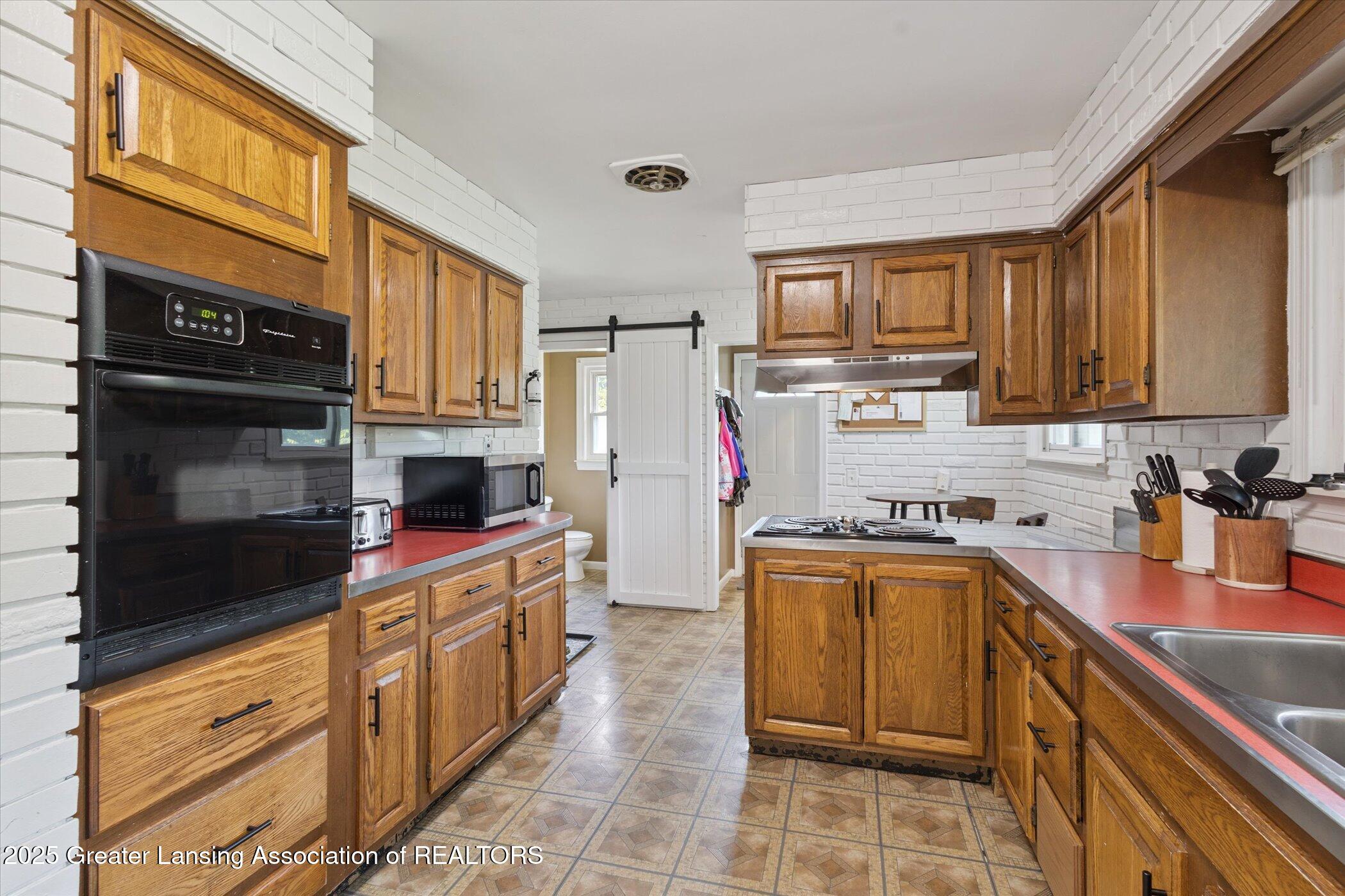 927 Dryer Farm Road
