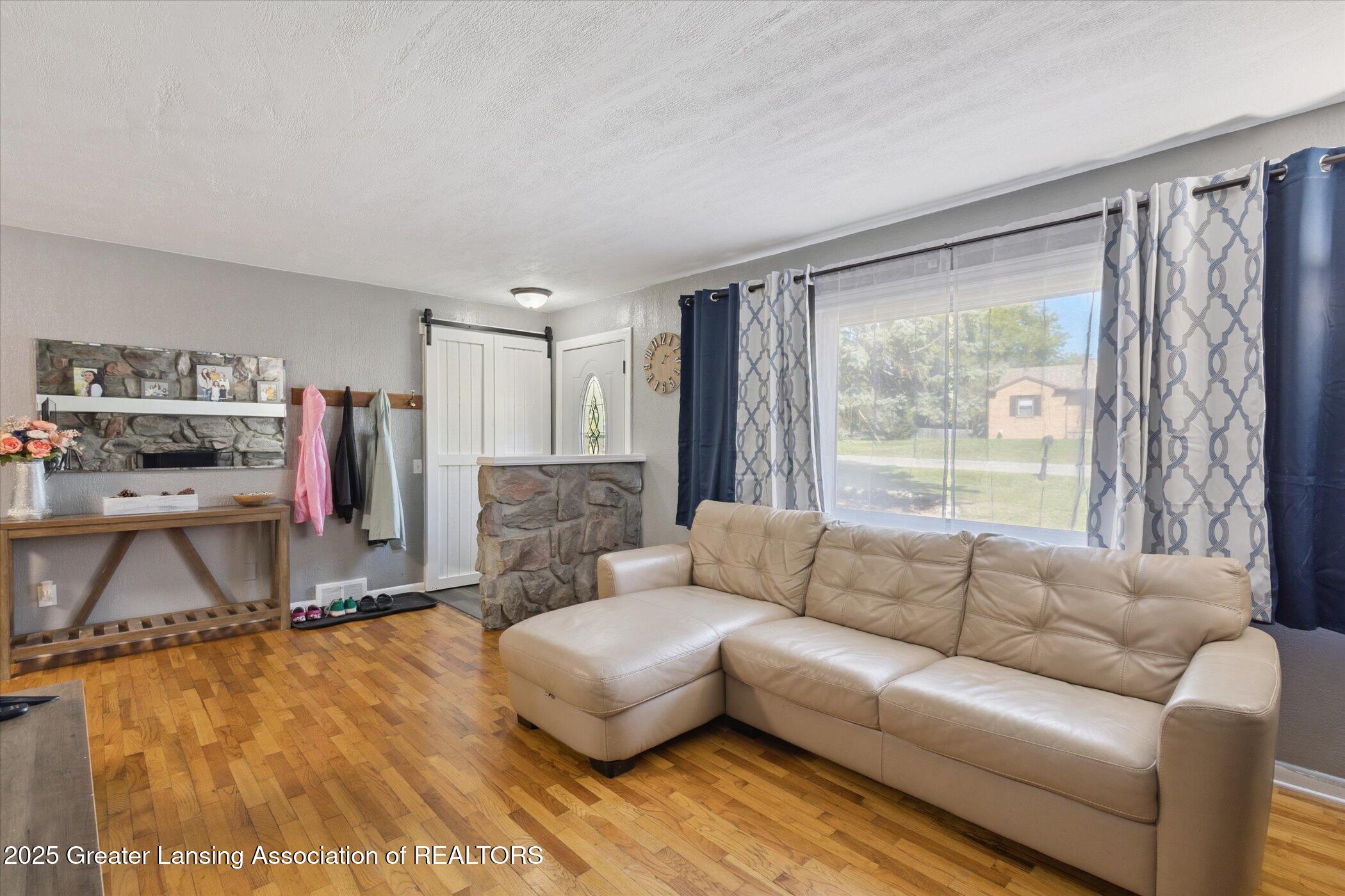 927 Dryer Farm Road