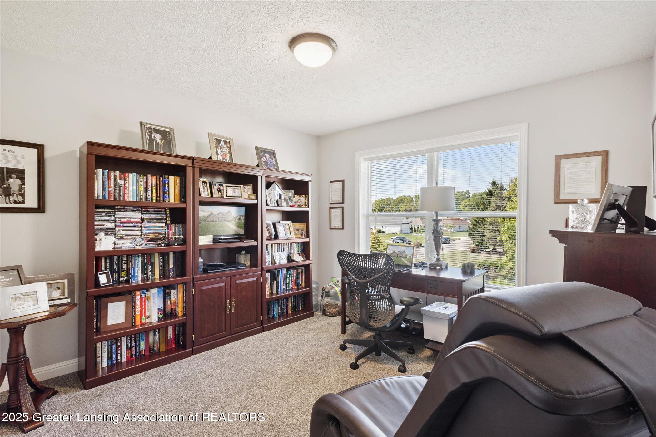 3219 Pinto Circle