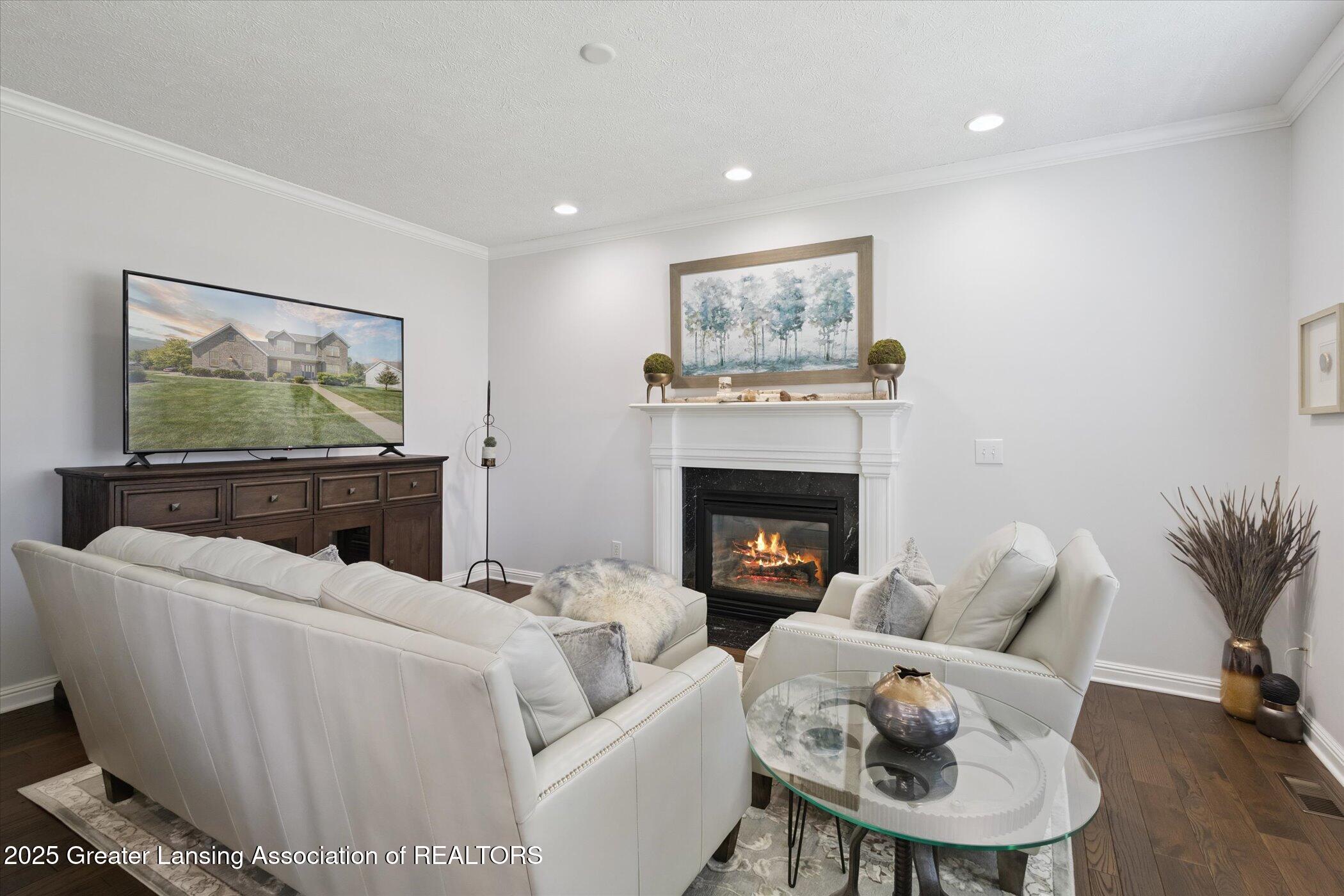 3219 Pinto Circle