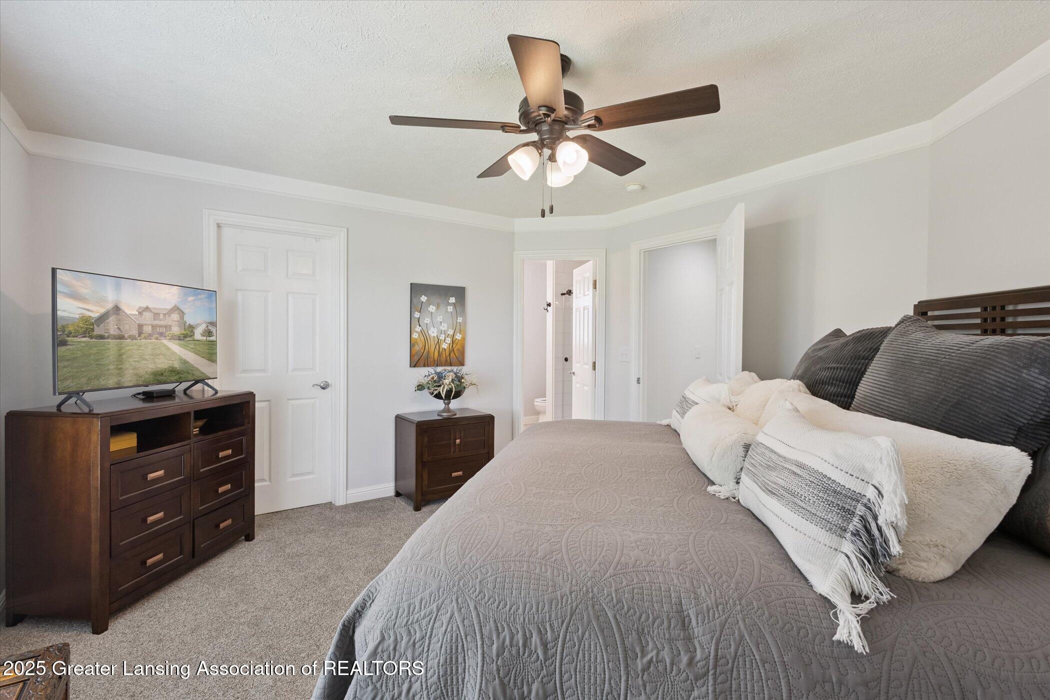 3219 Pinto Circle