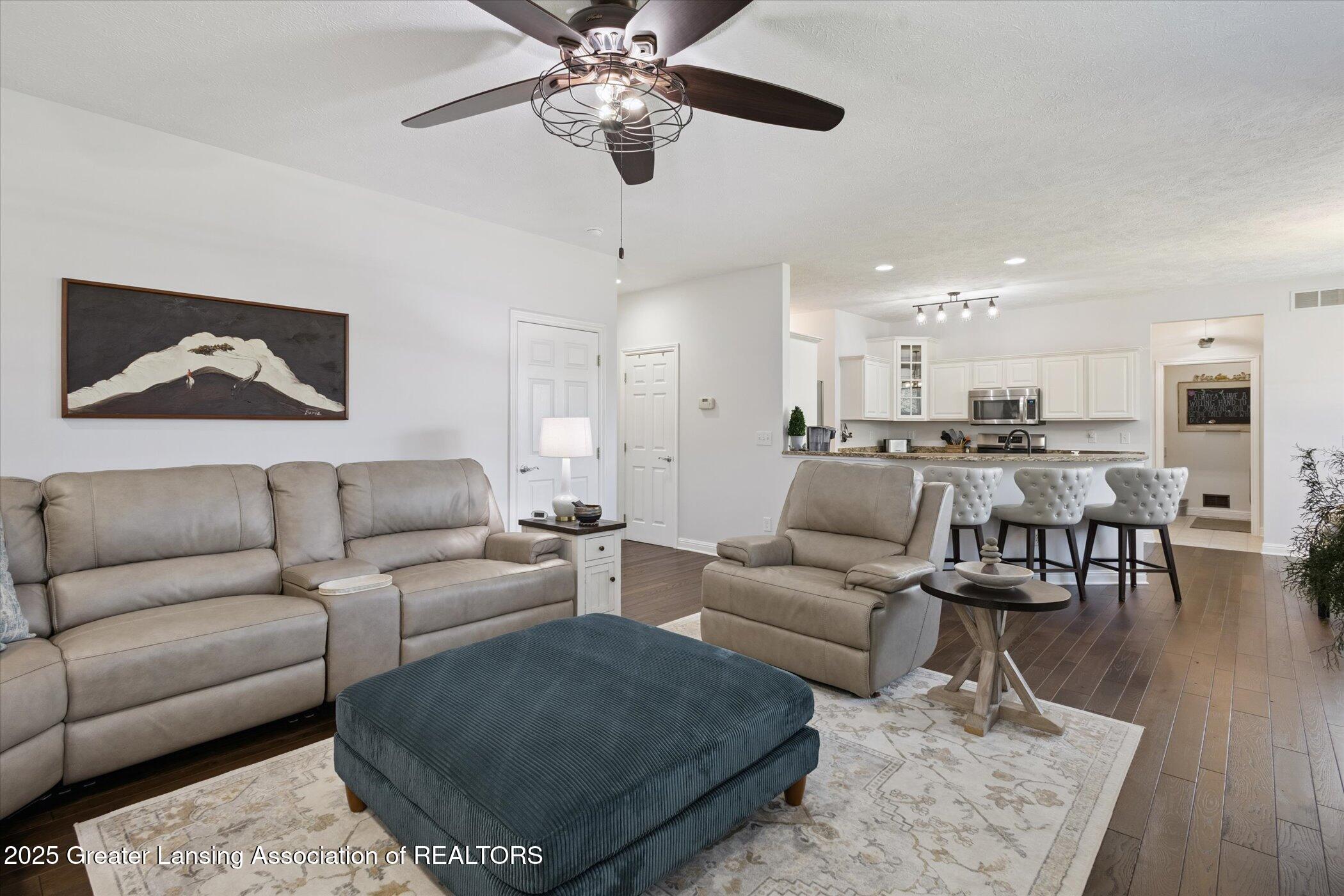 3219 Pinto Circle