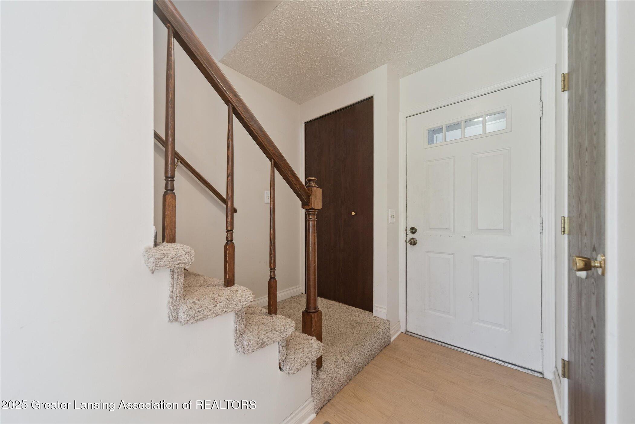 7441 Creekside Drive, 4