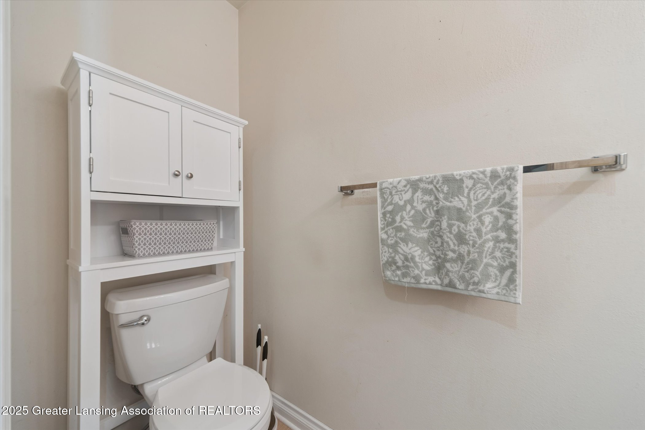 7441 Creekside Drive, 4