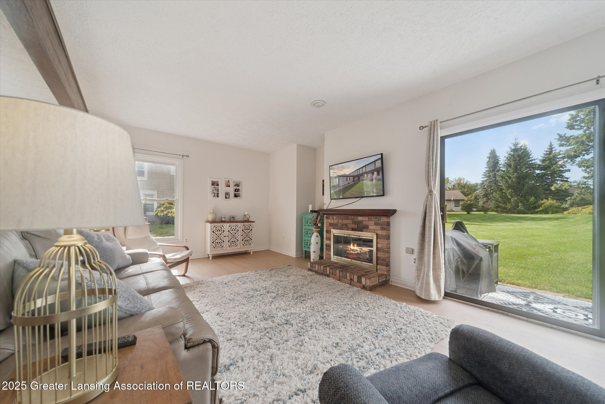 7441 Creekside Drive, 4