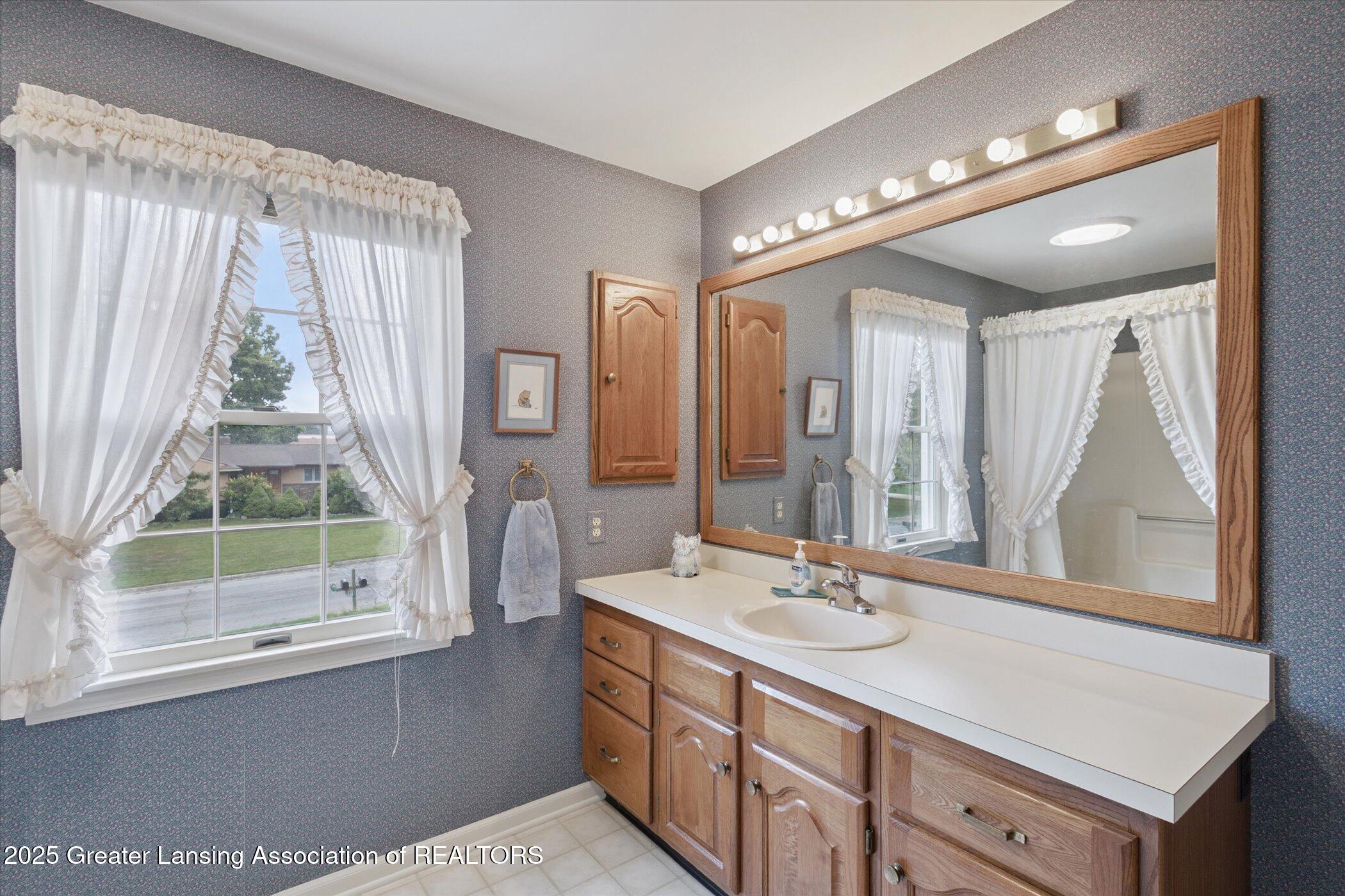13132 Old Hickory Trail, DeWitt