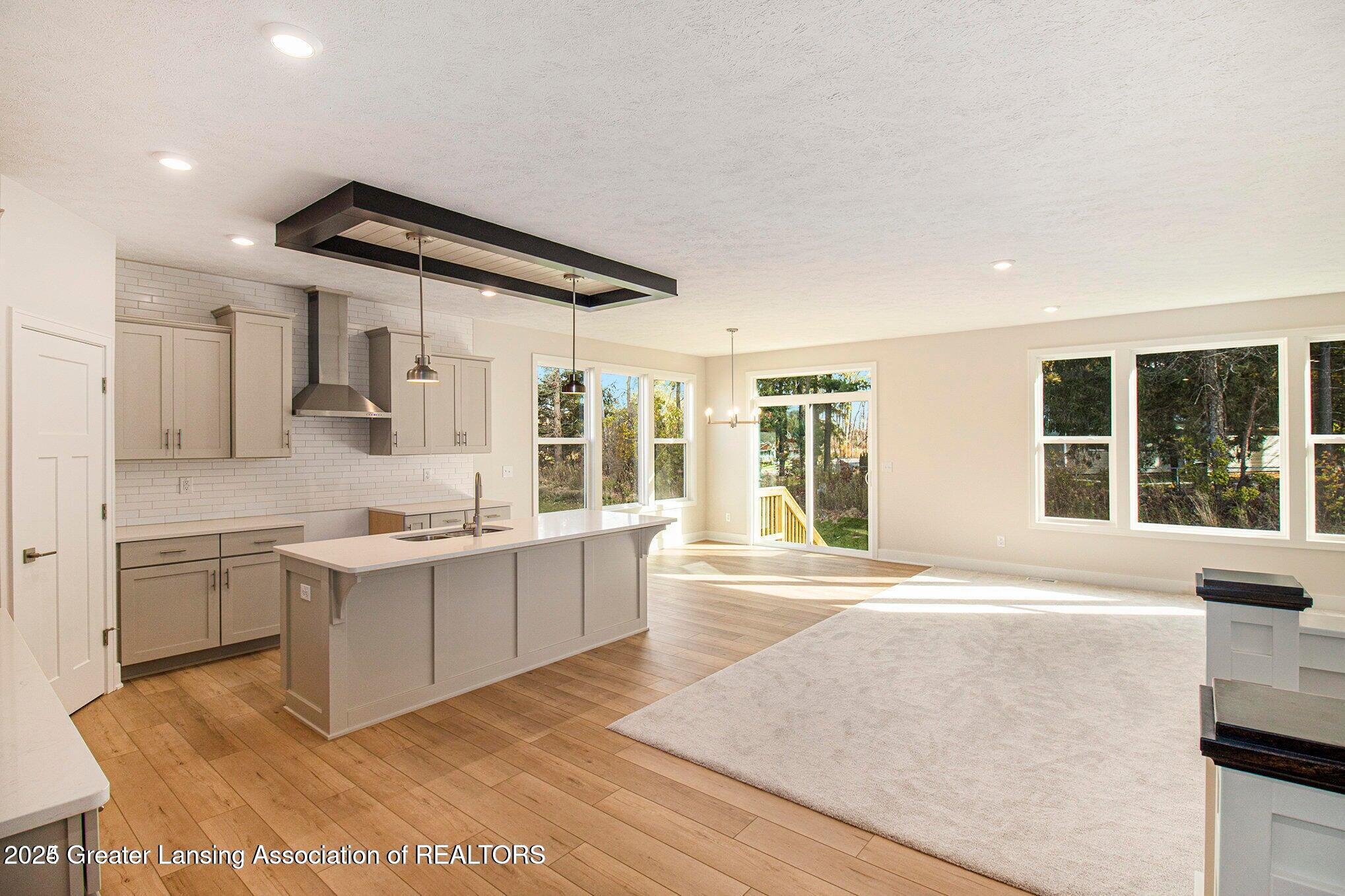 14031 Ambrosia Avenue, DeWitt