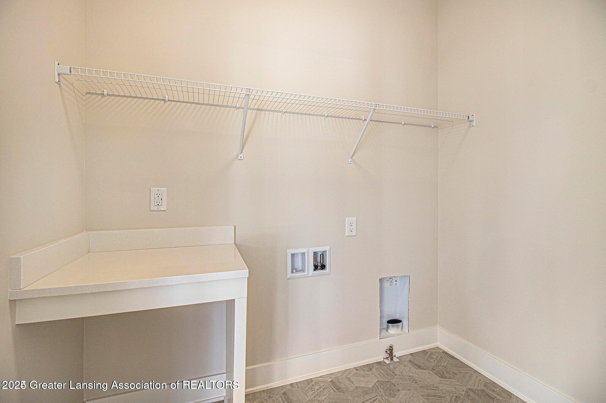 14031 Ambrosia Avenue, DeWitt