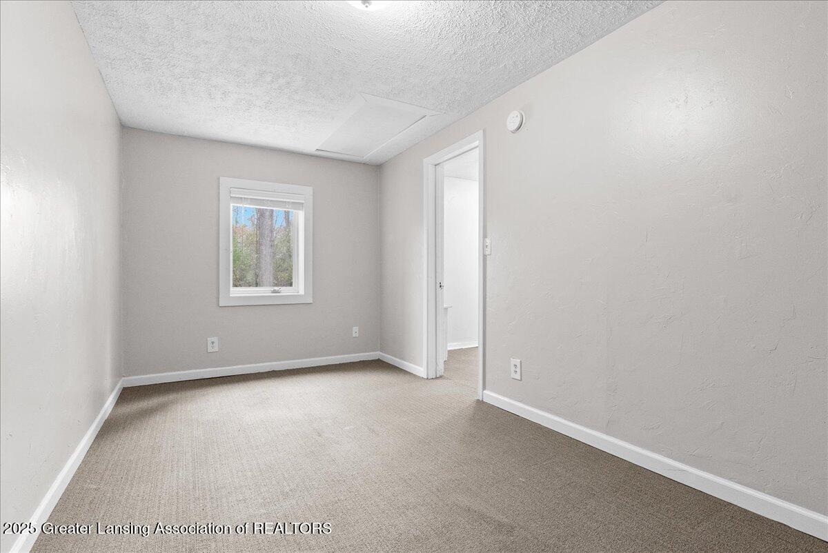 2341 N Harrison Rd