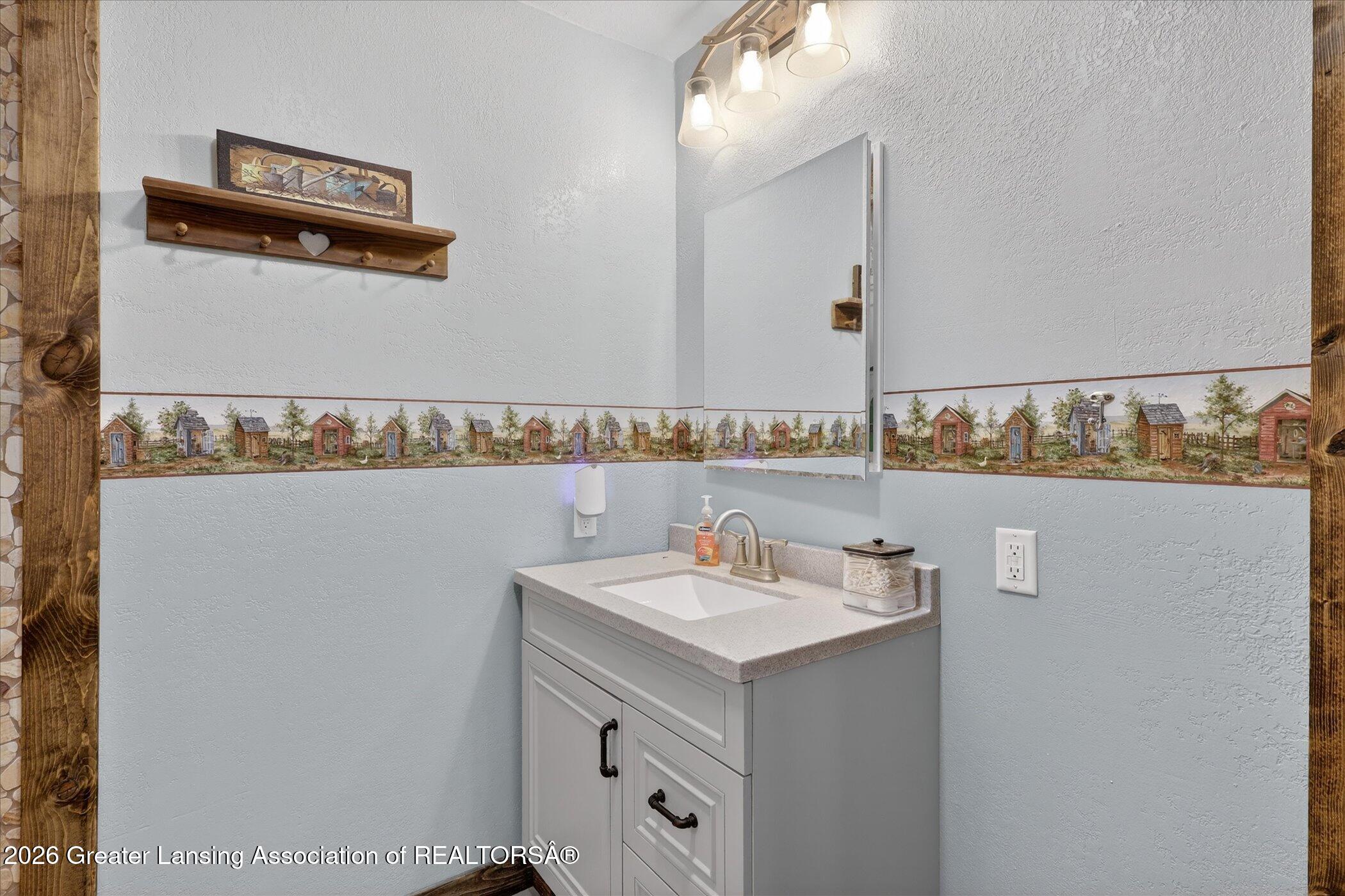 4720 W Butterfield Highway