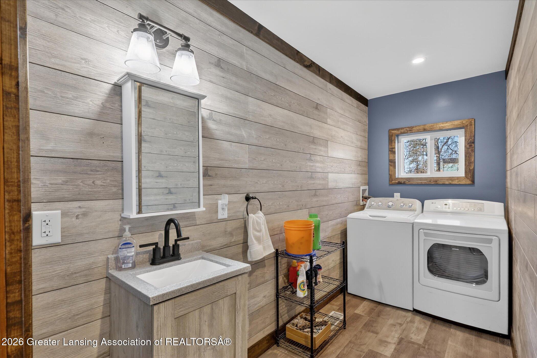 4720 W Butterfield Highway