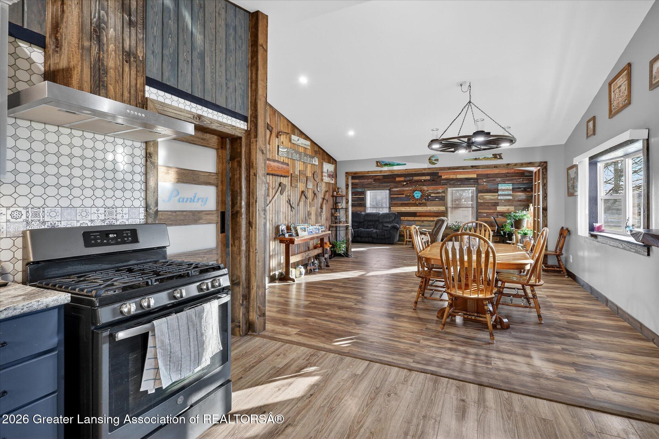 4720 W Butterfield Highway