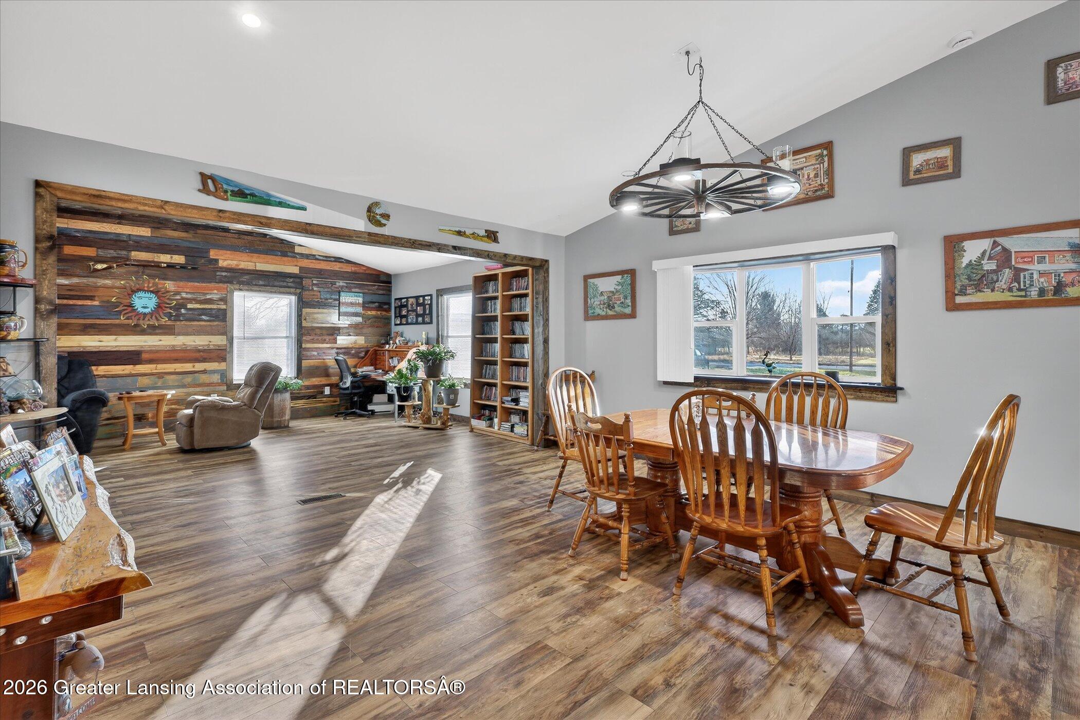 4720 W Butterfield Highway