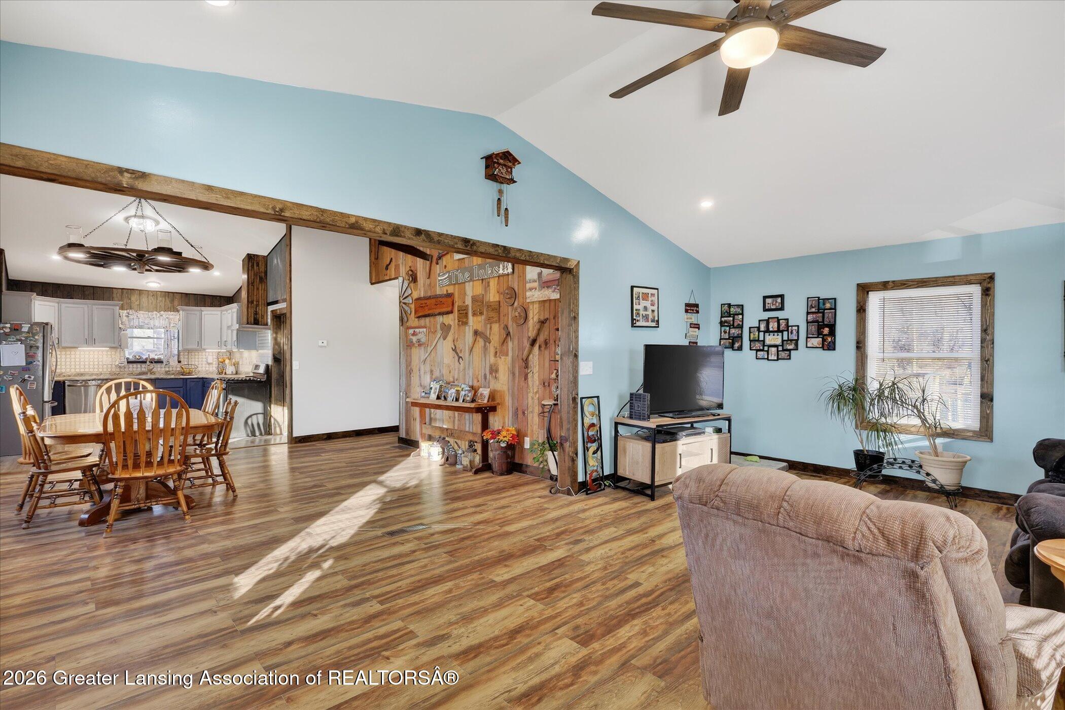 4720 W Butterfield Highway