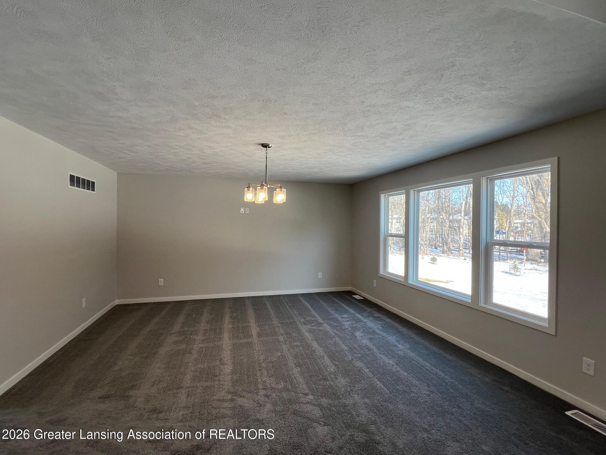 14229 Ambrosia Avenue, DeWitt