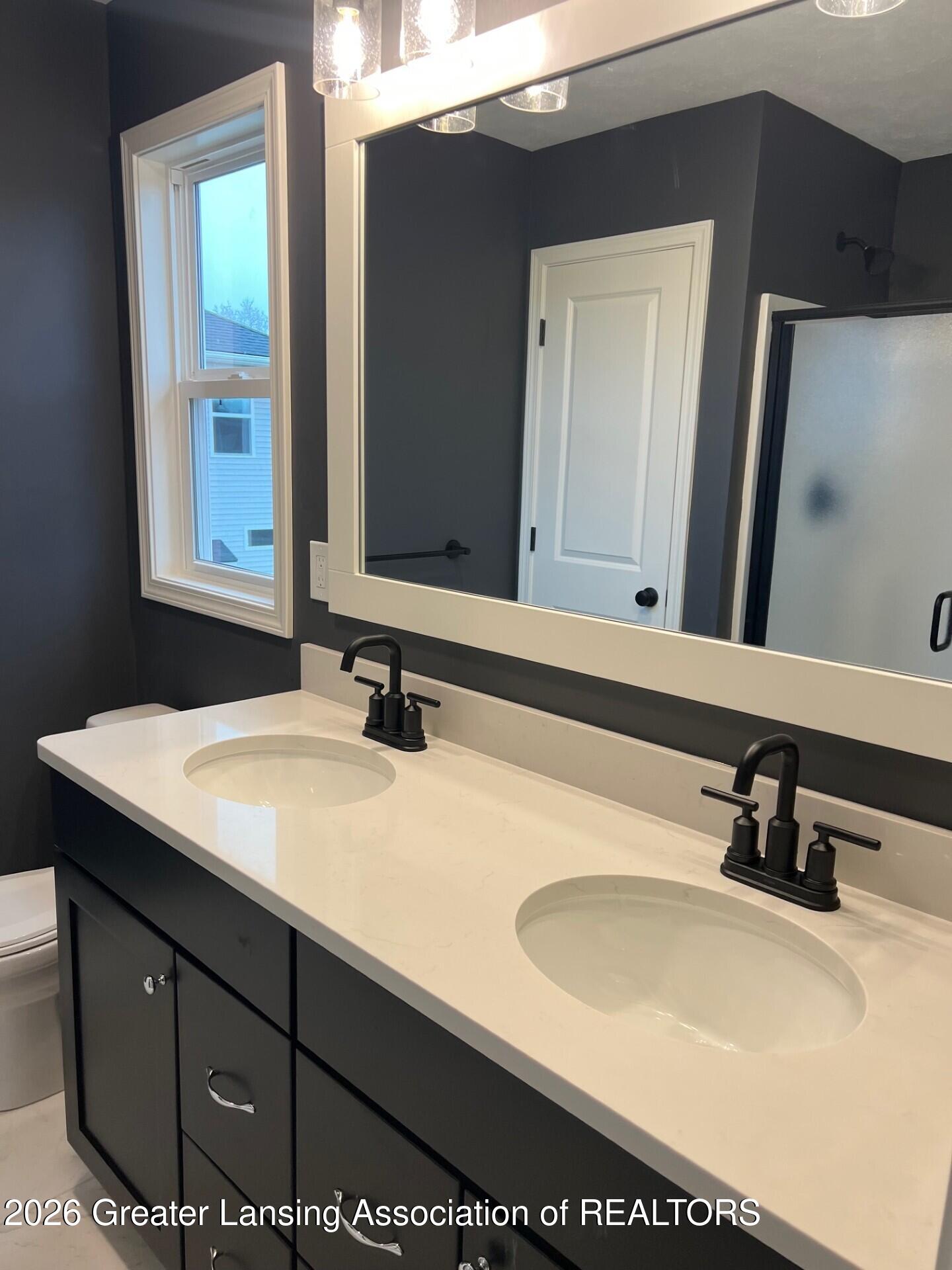 14040 Ambrosia Avenue, DeWitt