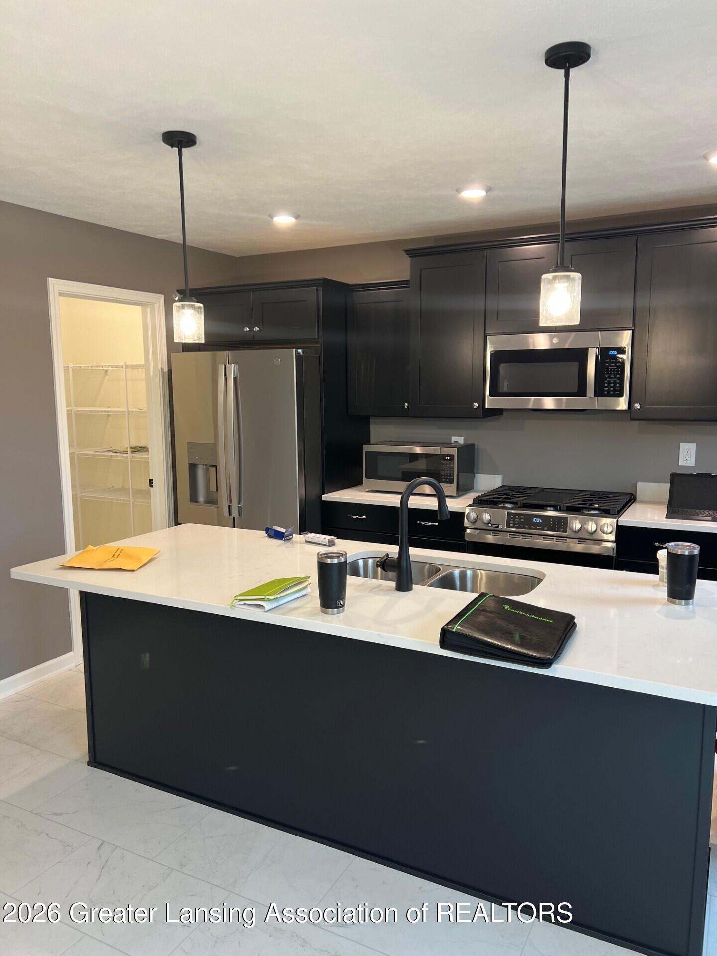 14040 Ambrosia Avenue, DeWitt