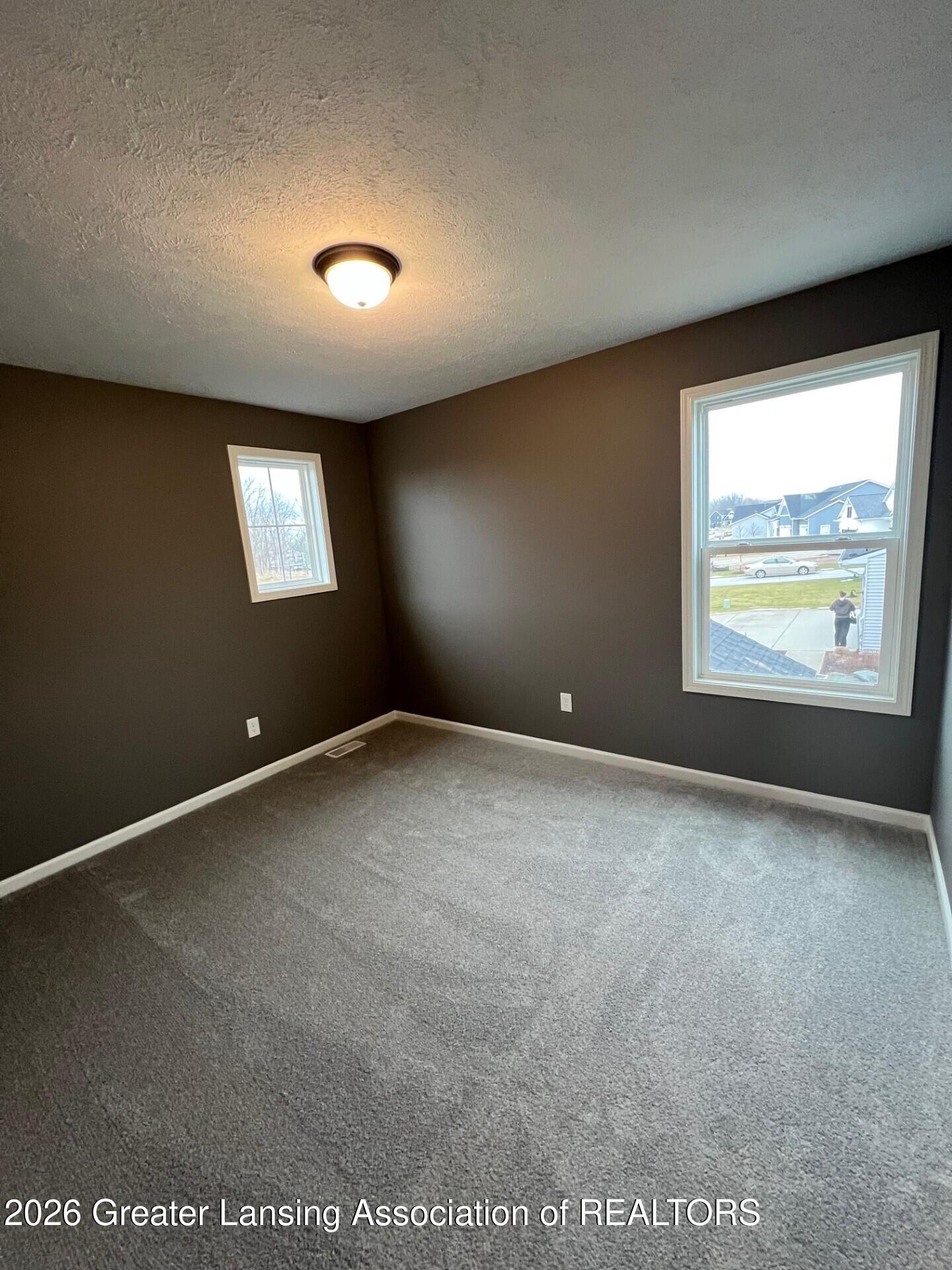 14040 Ambrosia Avenue, DeWitt