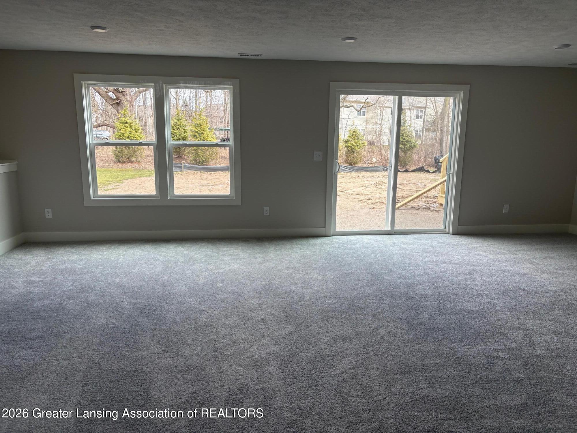 14139 Ambrosia Avenue, DeWitt