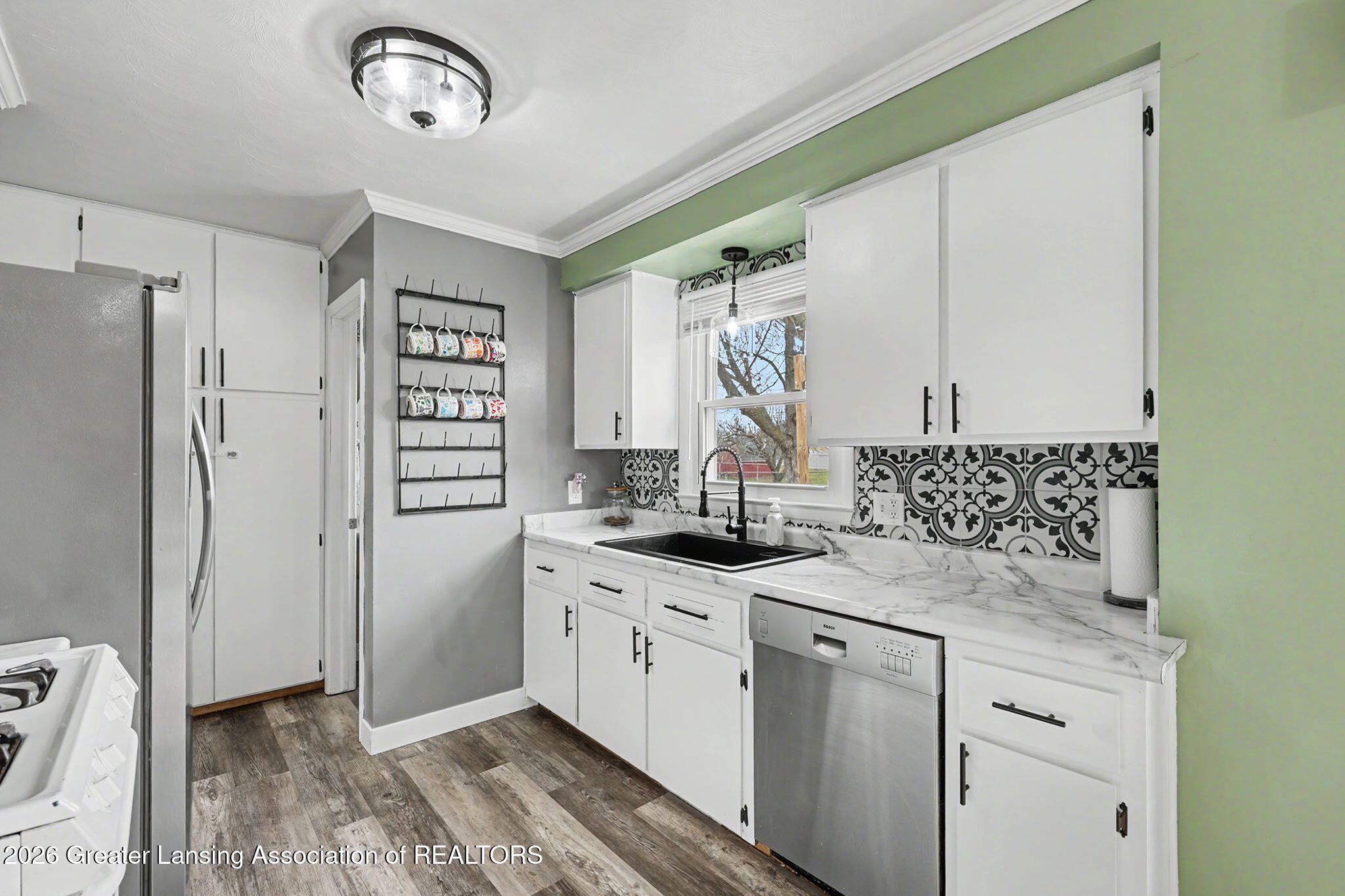 8720 Wintergreen Street